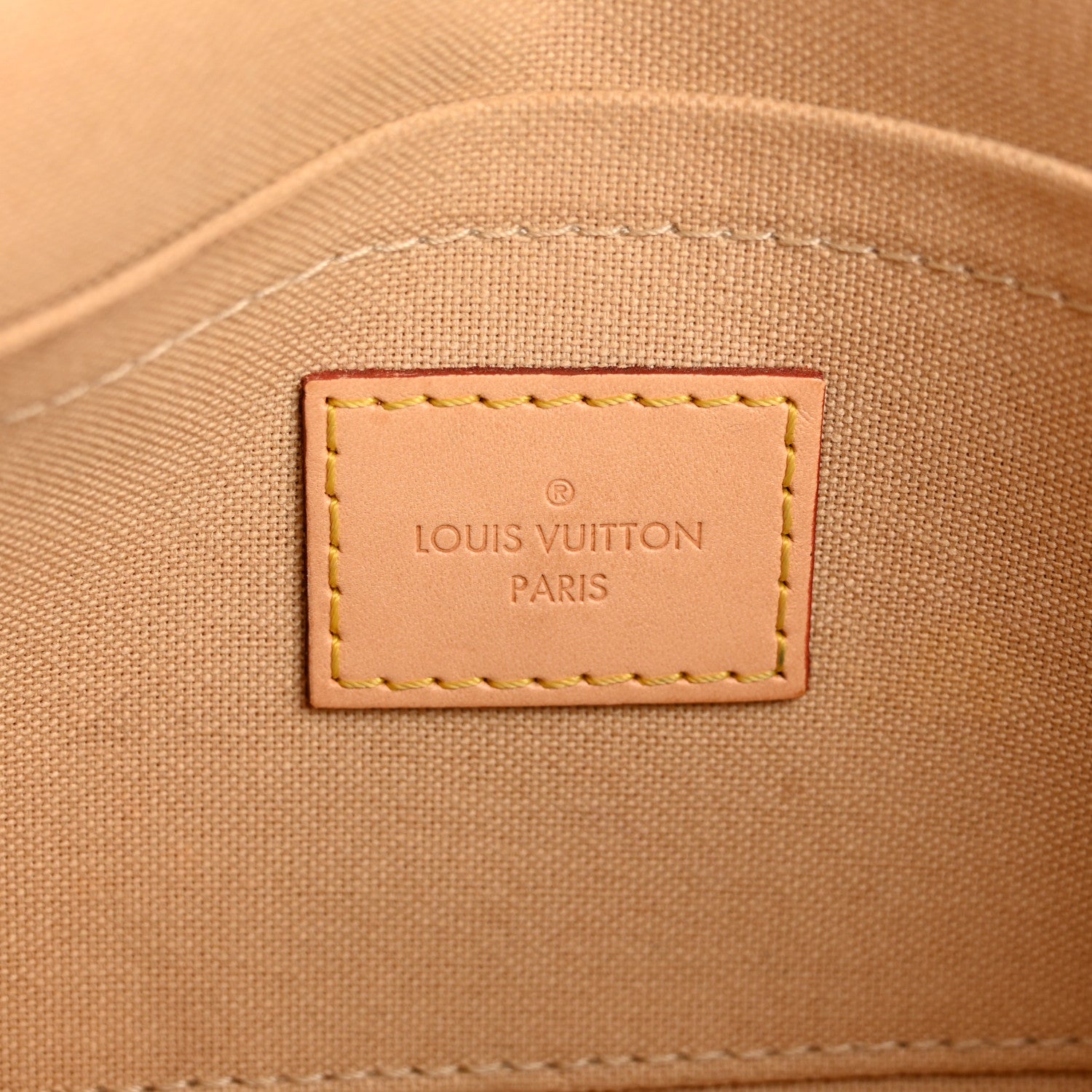 Louis Vuitton Damier Azur Favorite PM 6 of 15