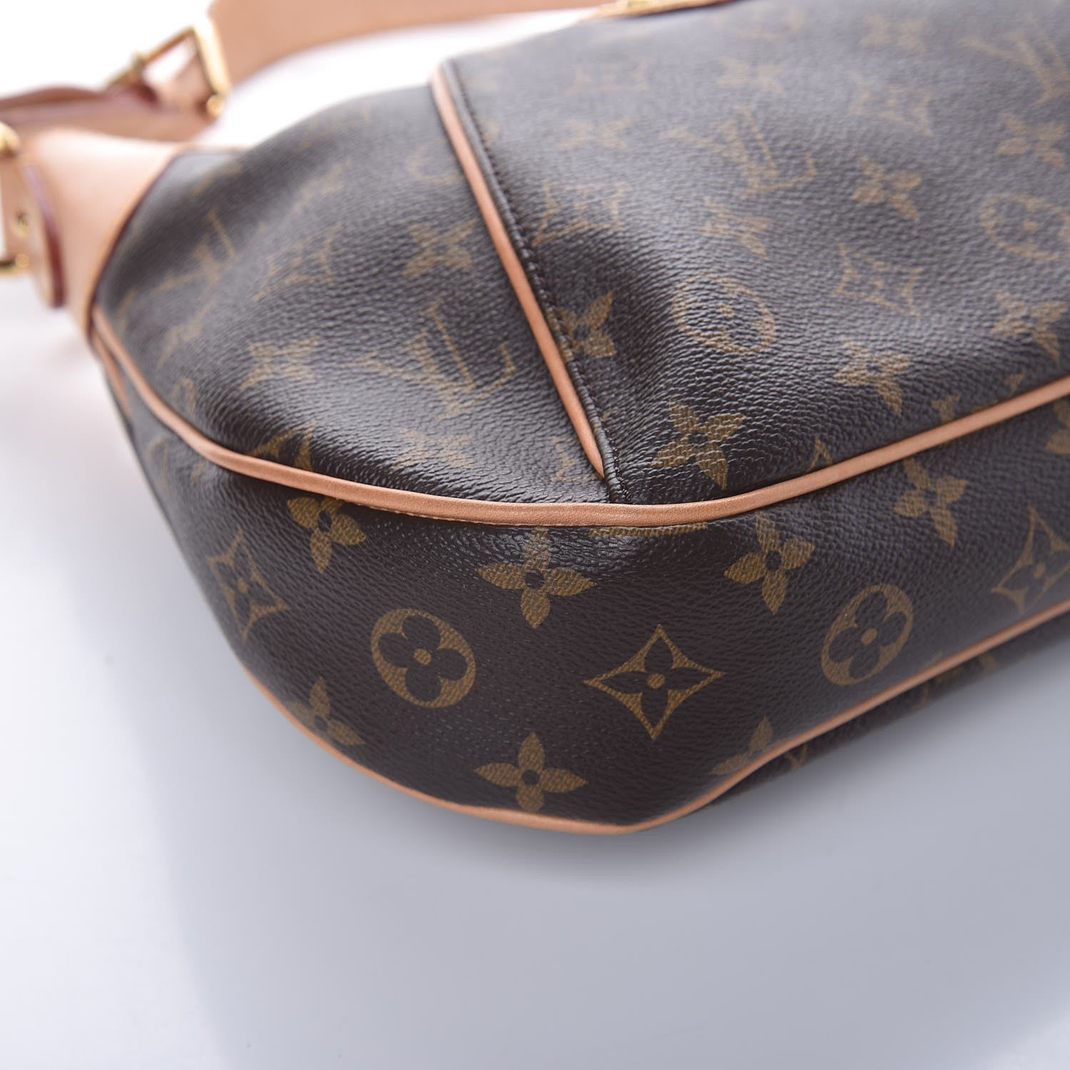Louis Vuitton Monogram Thames GM 10 of 12