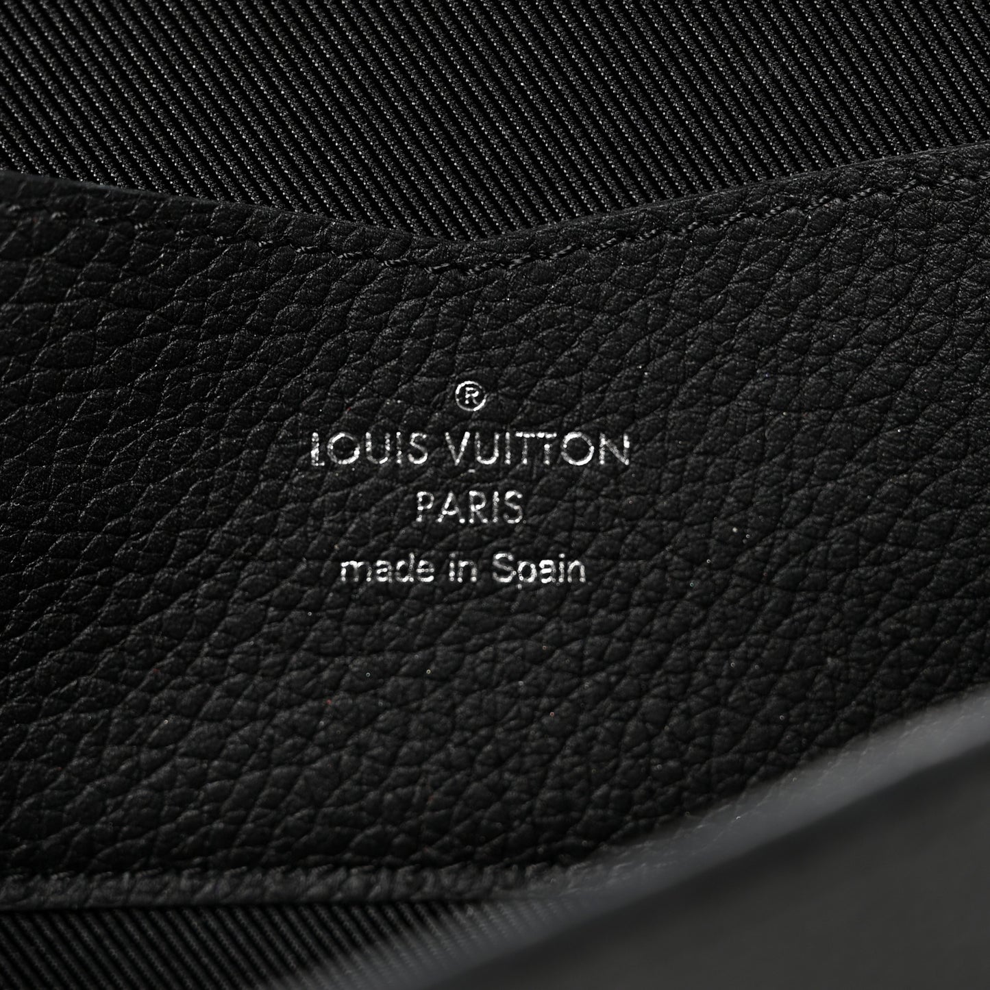 Calfskin Lockme II Wallet Black
