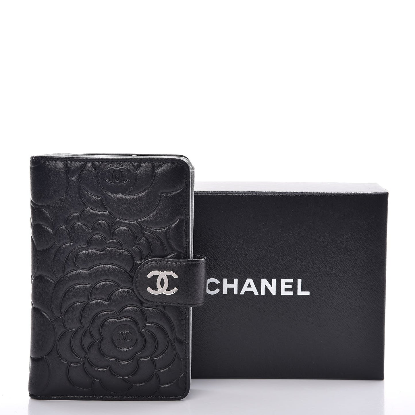 Lambskin Camellia Embossed Zipped Pocket Wallet Black