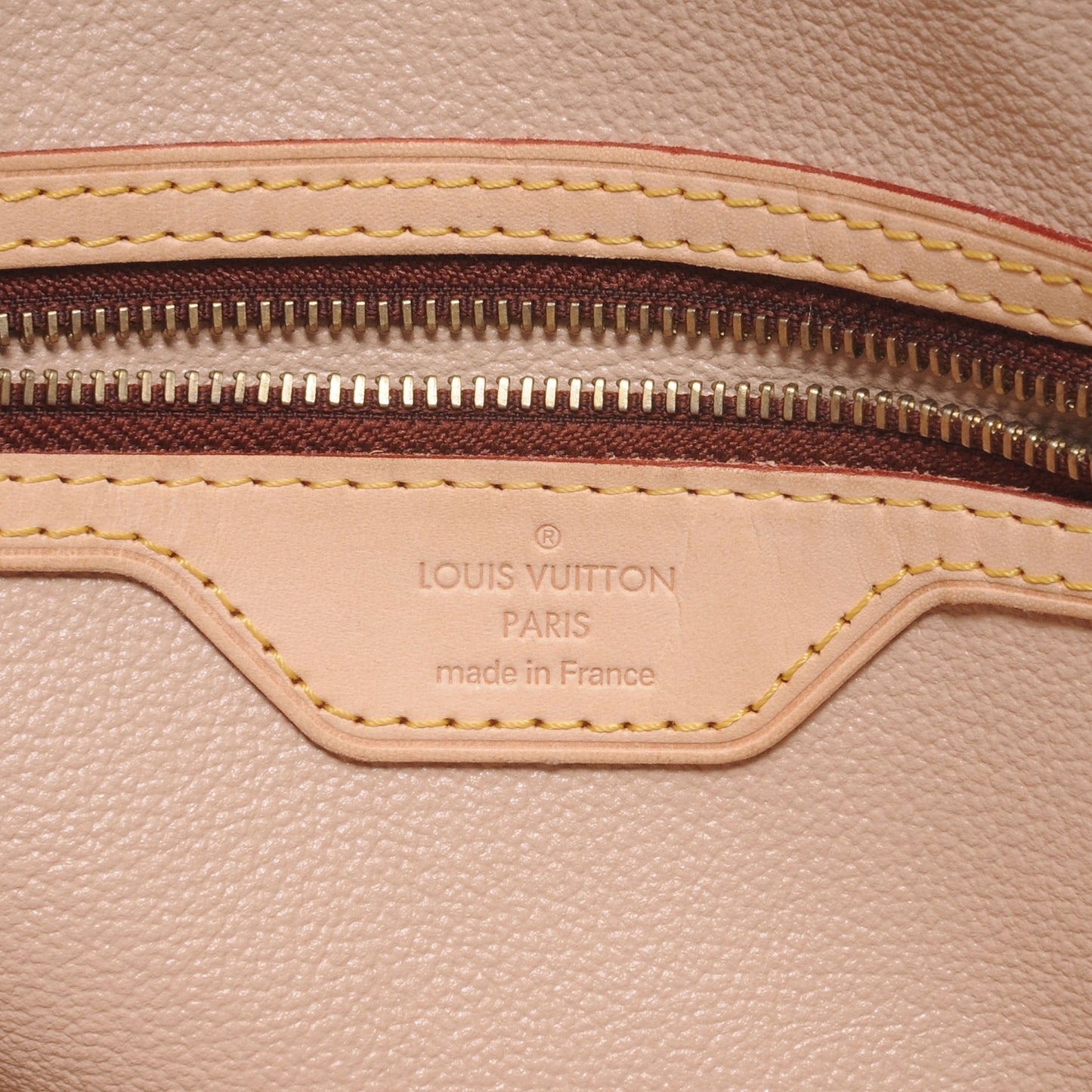 Monogram Petit Bucket 23