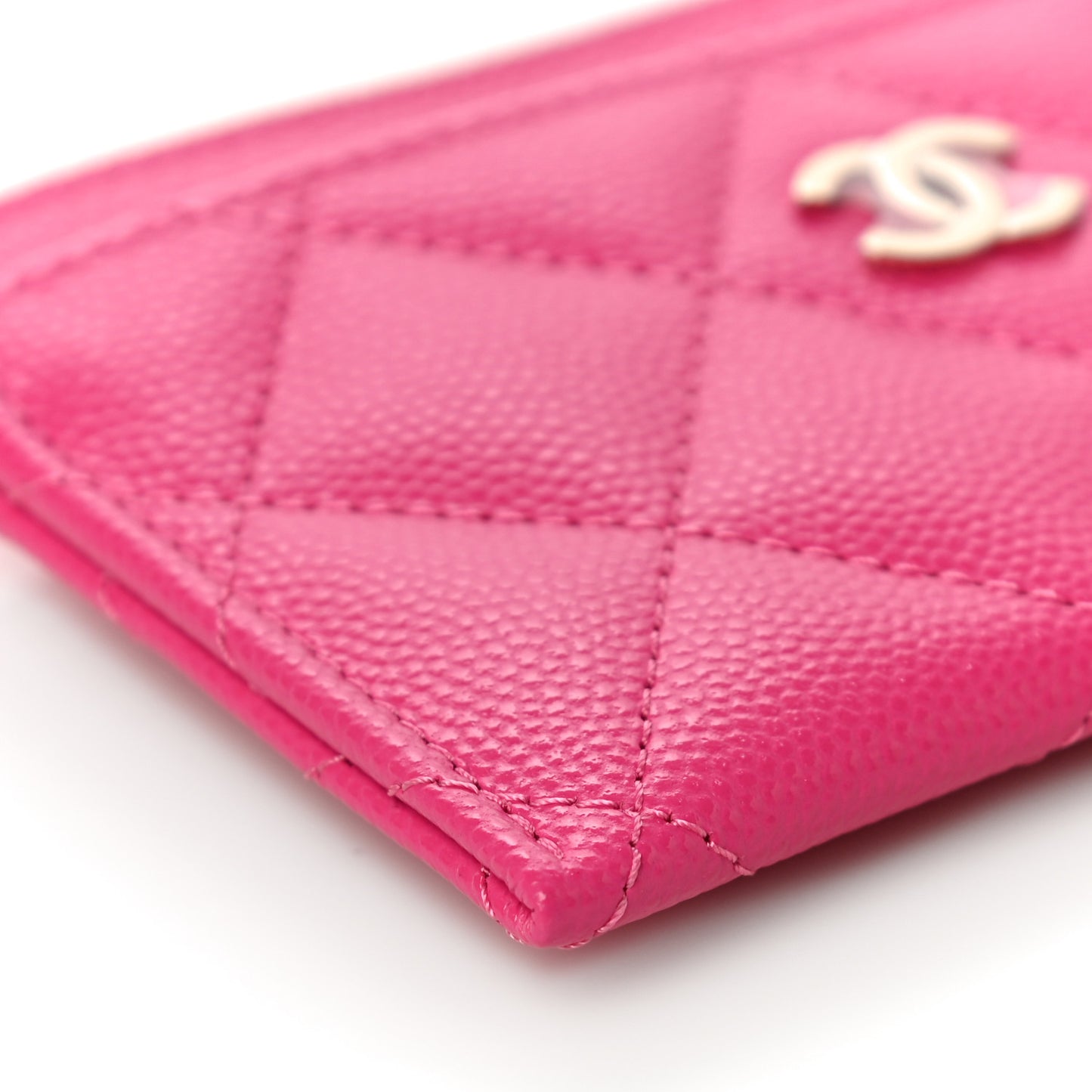 Caviar Quilted Card Holder Pink