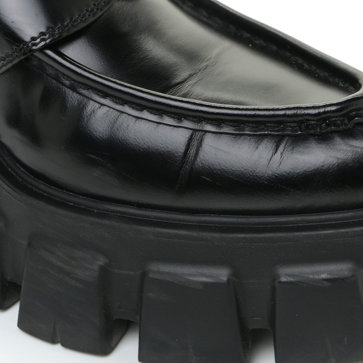 Spazzolato Triangle Logo Monolith Pointy 55mm Loafers 37.5 Black