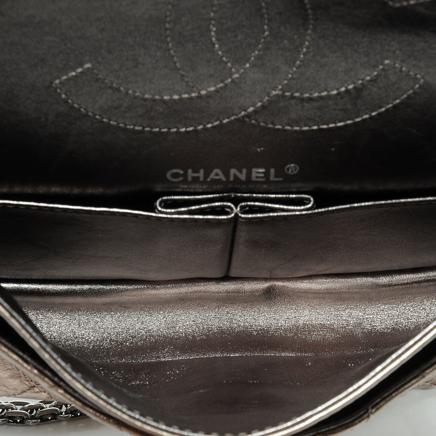 Aged Calfskin 2.55 Reissue 225 Flap Metallic Dark Silver
