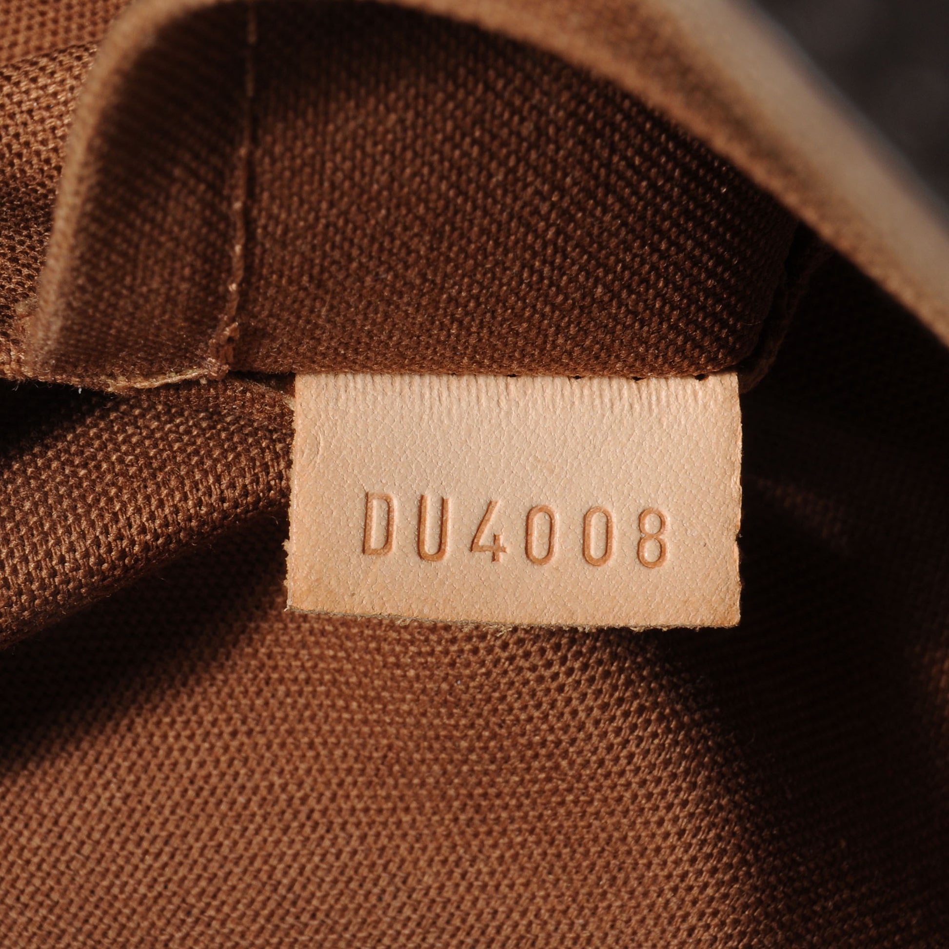 Louis Vuitton Monogram Cabas Beaubourg 7 of 8