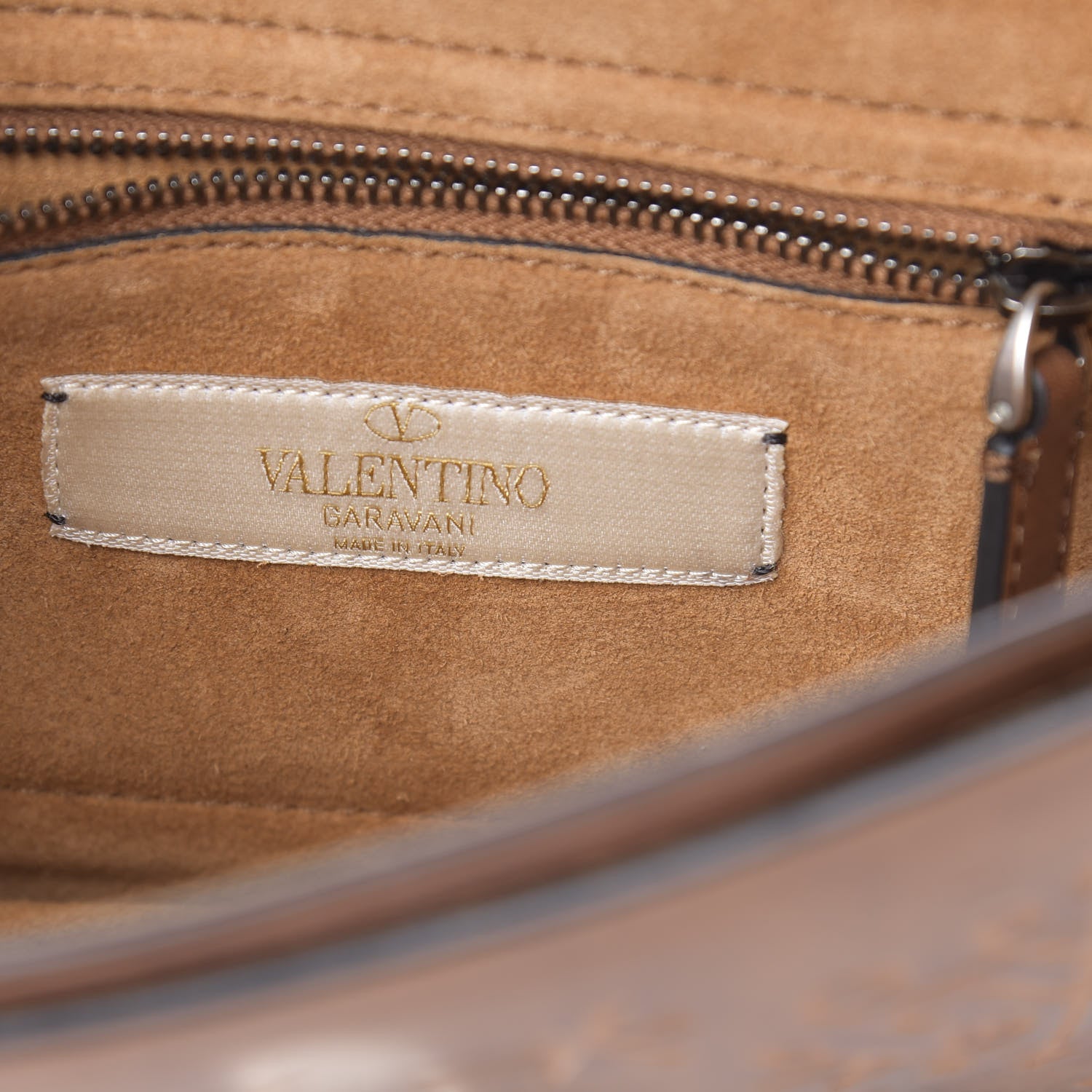 Valentino Garavani Calfskin Embossed Guitar Strap Rockstud Rolling Shoulder Flap Messenger Bag Tan 6 of 12