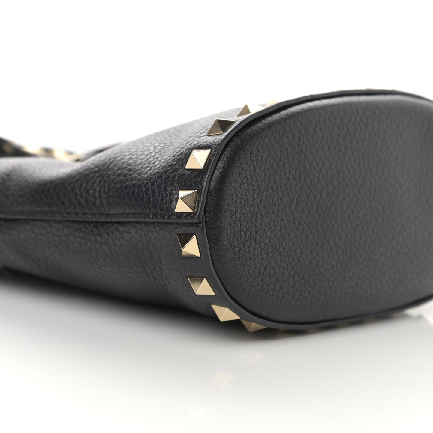 Pebbled Calfskin Rockstud Bucket Bag Black