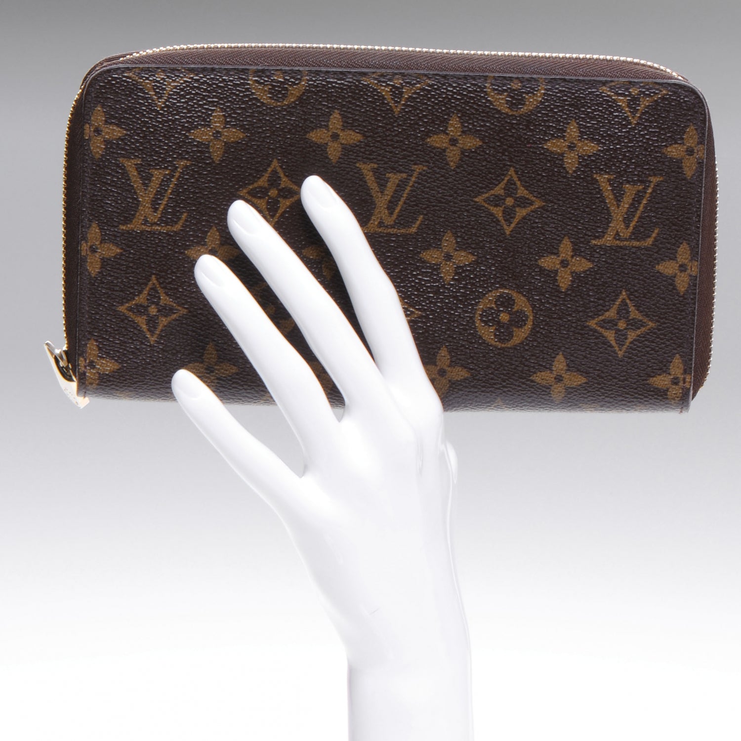 Louis Vuitton Monogram Zippy Organizer Wallet 2 of 7