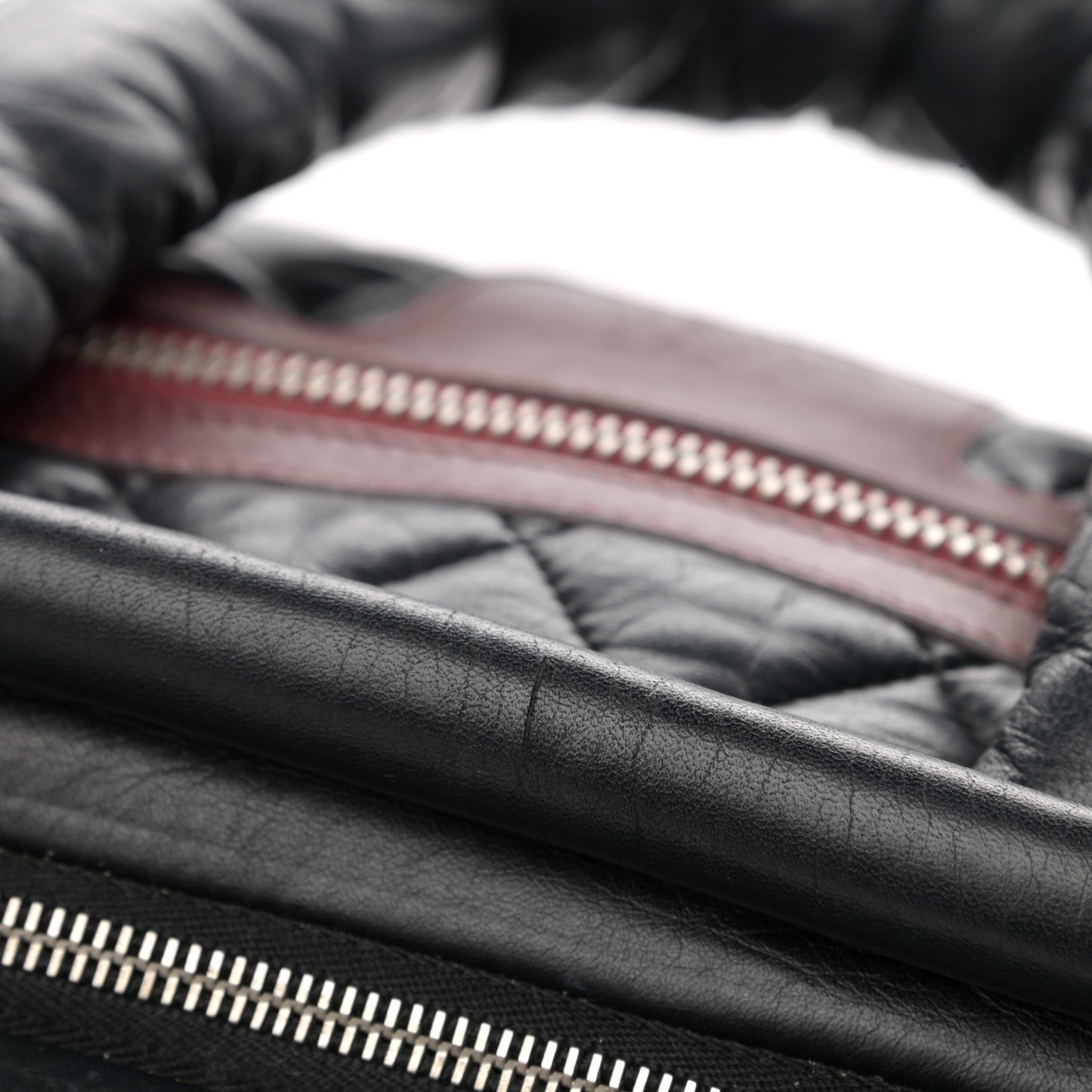 Nylon Quilted Coco Cocoon Medium Reversible Tote Black Red