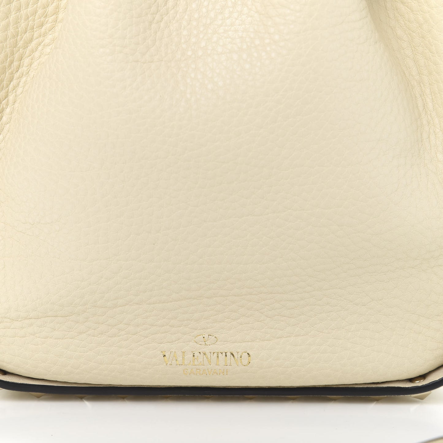 Grained Calfskin Rockstud Bucket Bag Light Ivory