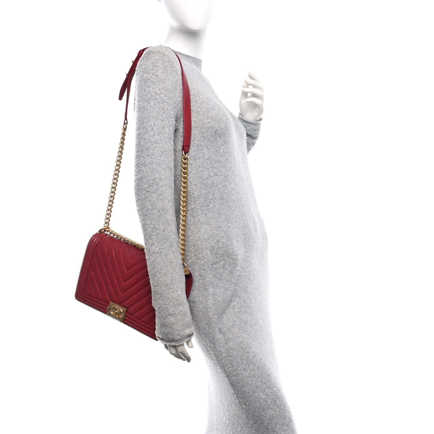 Caviar Chevron Quilted New Medium Boy Flap Red