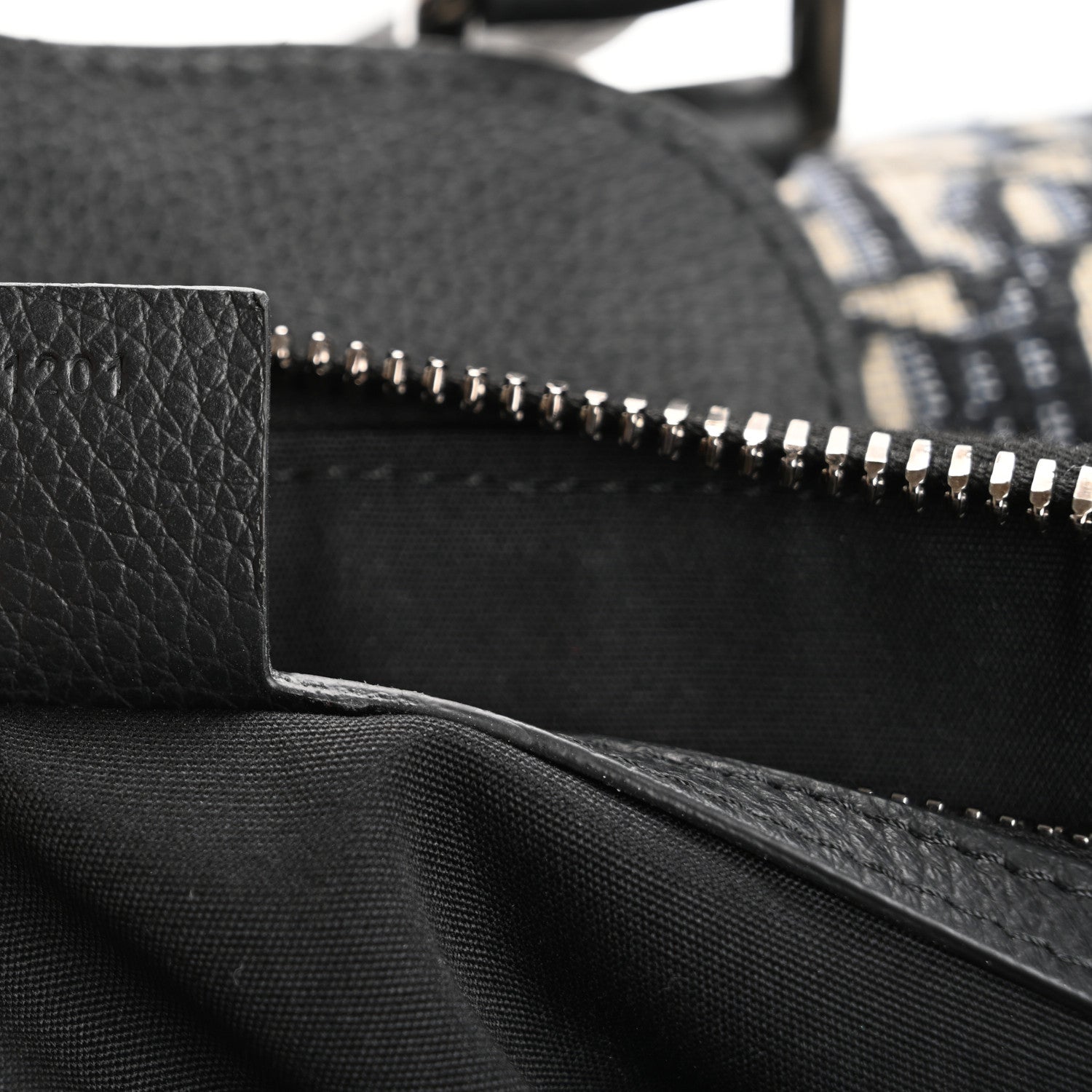 Christian Dior Oblique Duffle Navy Blue 6 of 18