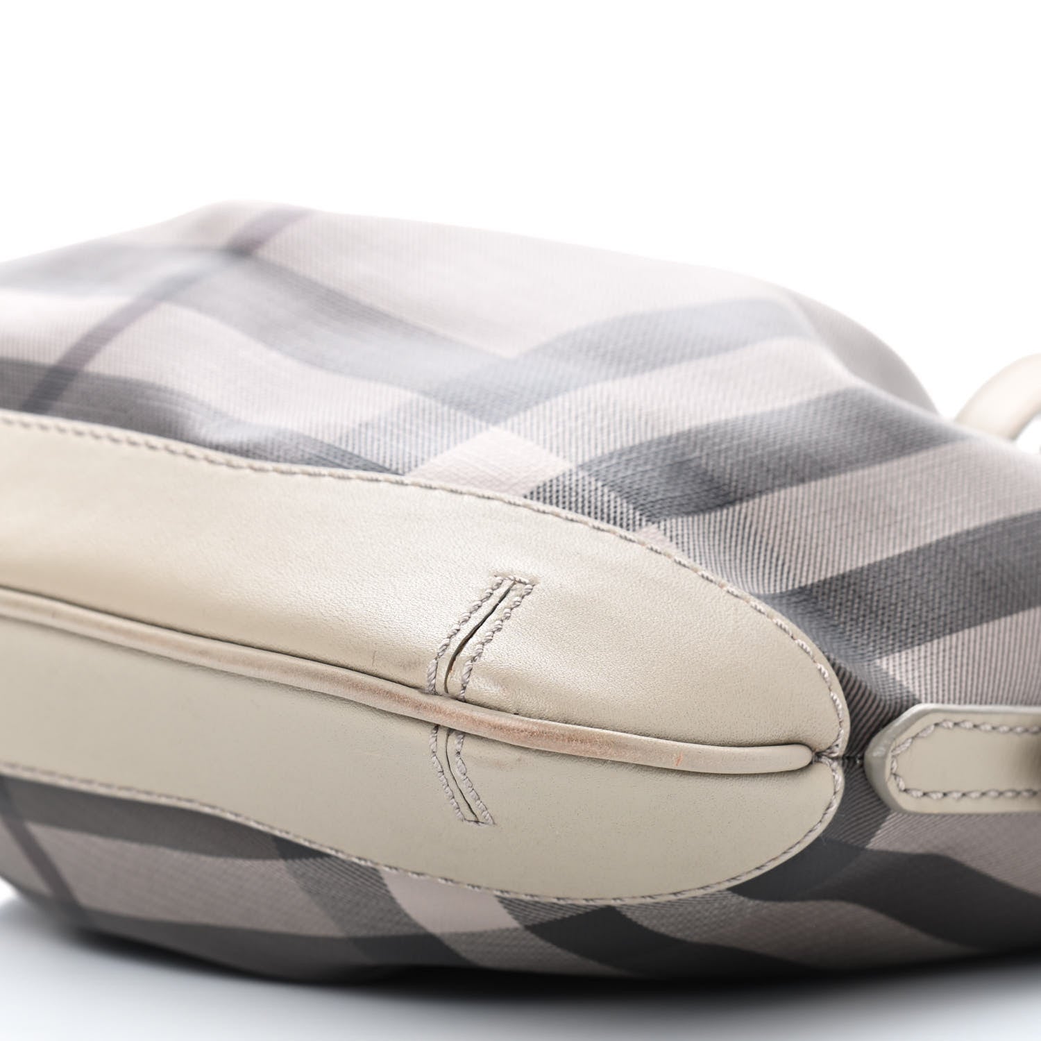 Burberry Smoked Check Hartham Shoulder Bag Trench 15 of 15