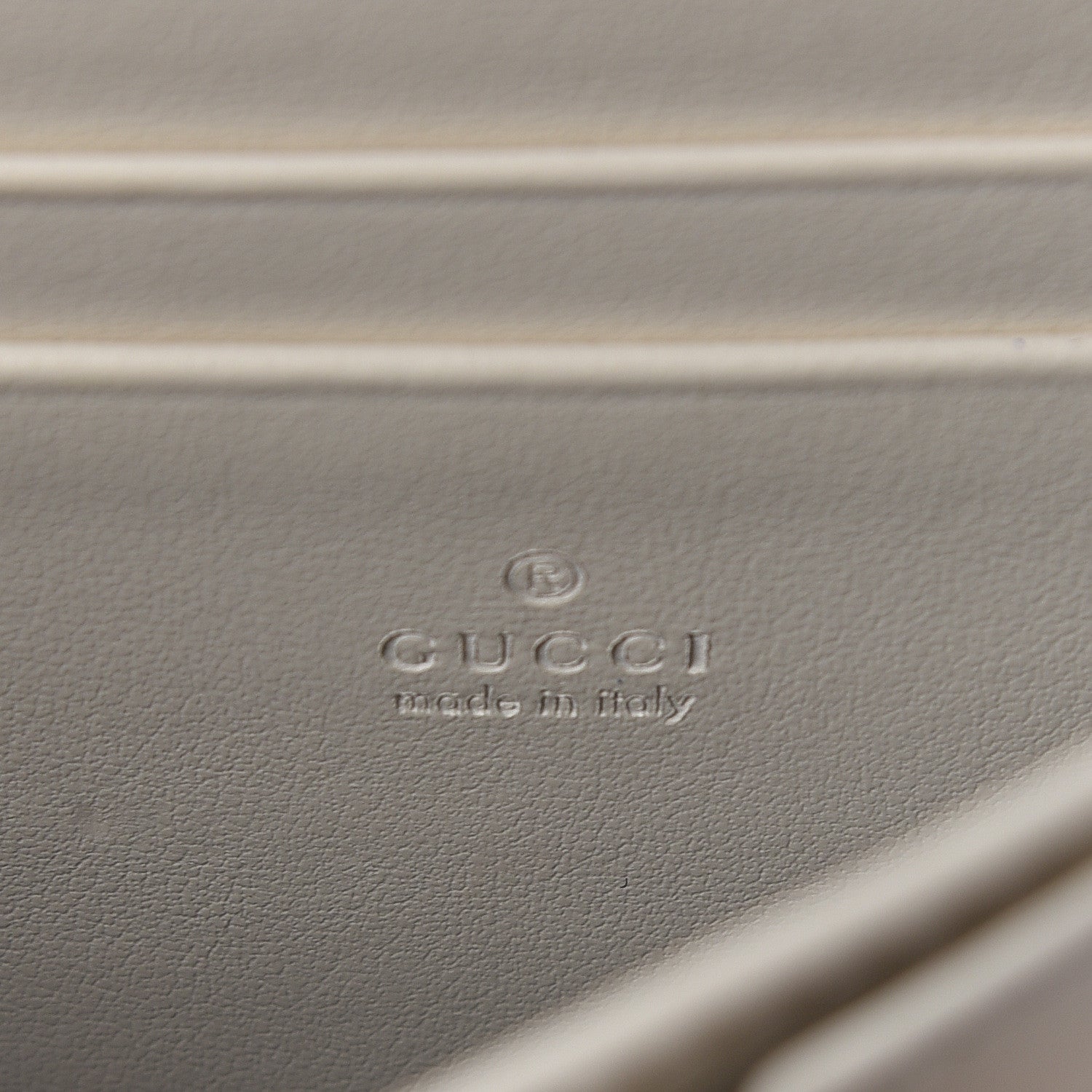 Gucci Calfskin Matelasse GG Marmont Chain Wallet Mystic White 6 of 10