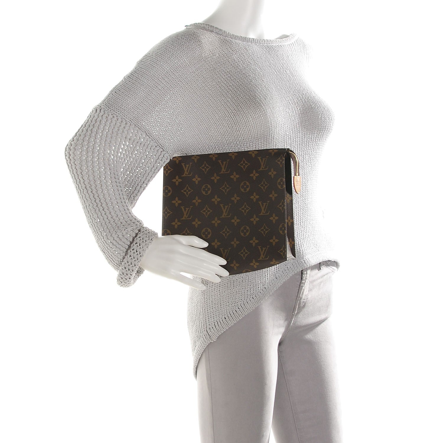 Louis Vuitton Monogram Toiletry Pouch 26 2 of 8