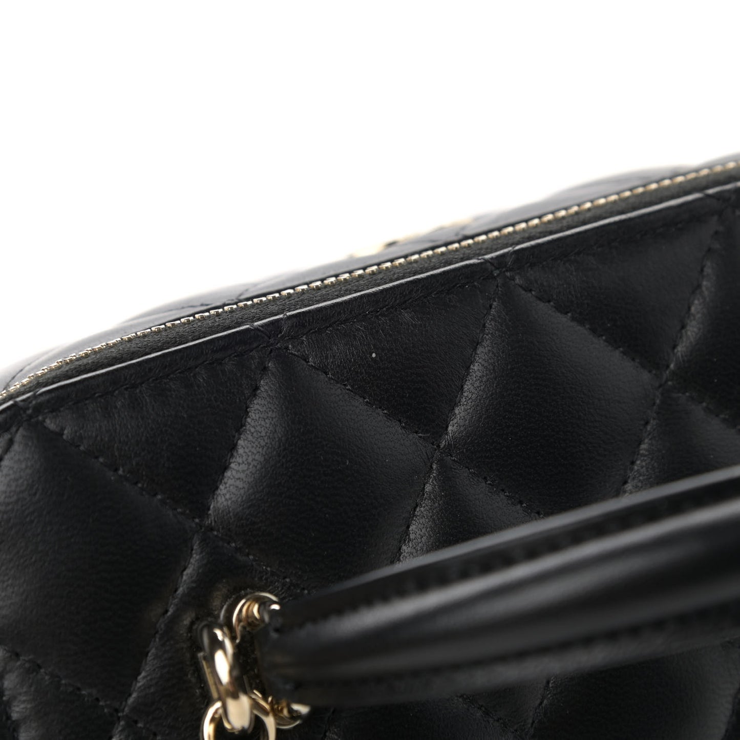 Lambskin Quilted Small Top Handle Vanity Case With Chain Black
