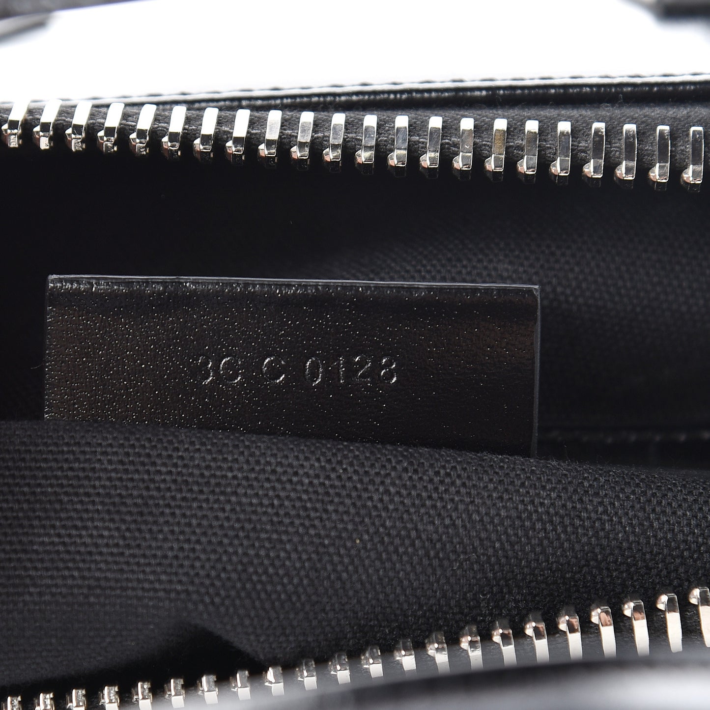 Shiny Lord Calfskin Small Antigona Black