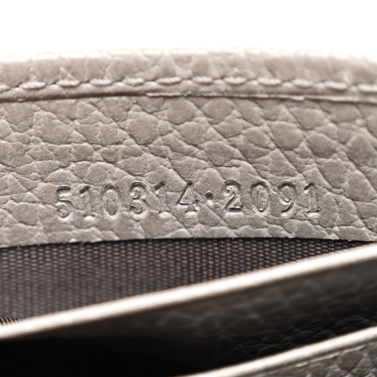 Gucci Dollar Calfskin Interlocking G Chain Wallet Loess 7 of 11