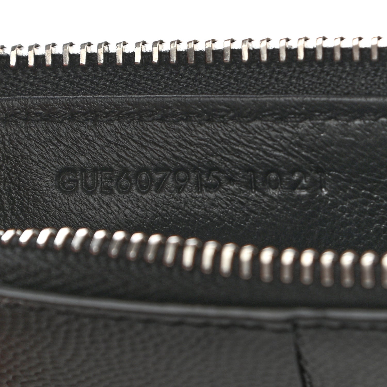 Saint Laurent Monogram Grain de Poudre 5 Fragments Zip Pouch Card Holder Black 7 of 7