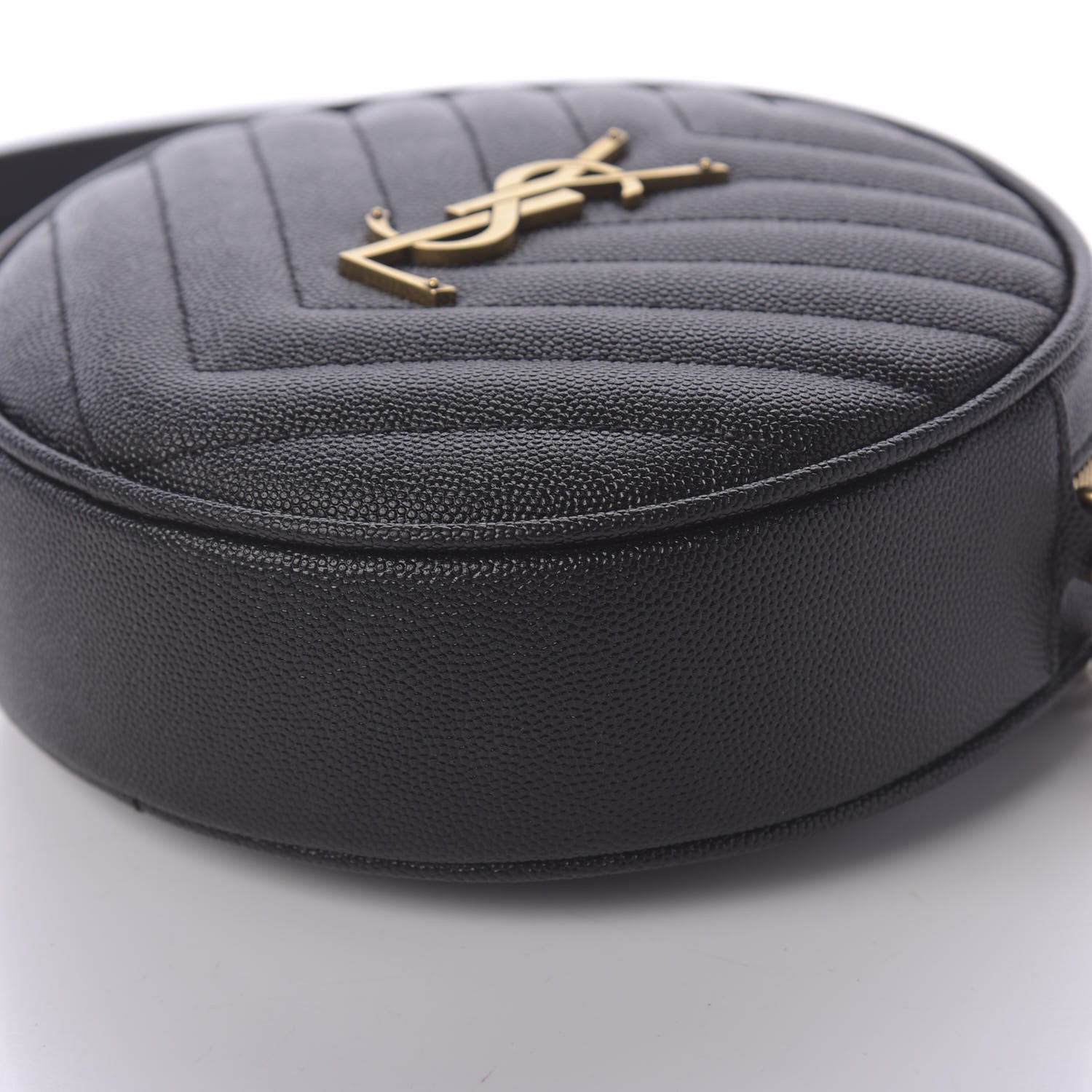 Saint Laurent Grain De Poudre Matelasse Chevron Quilted Round Vinyle Camera Bag Black 6 of 8