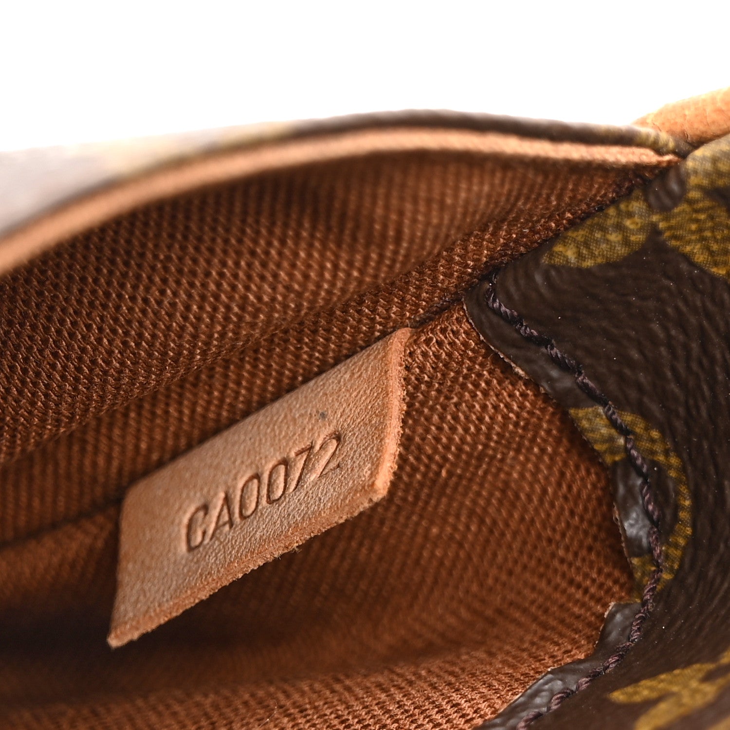 Louis Vuitton Monogram Pochette Gange 7 of 10