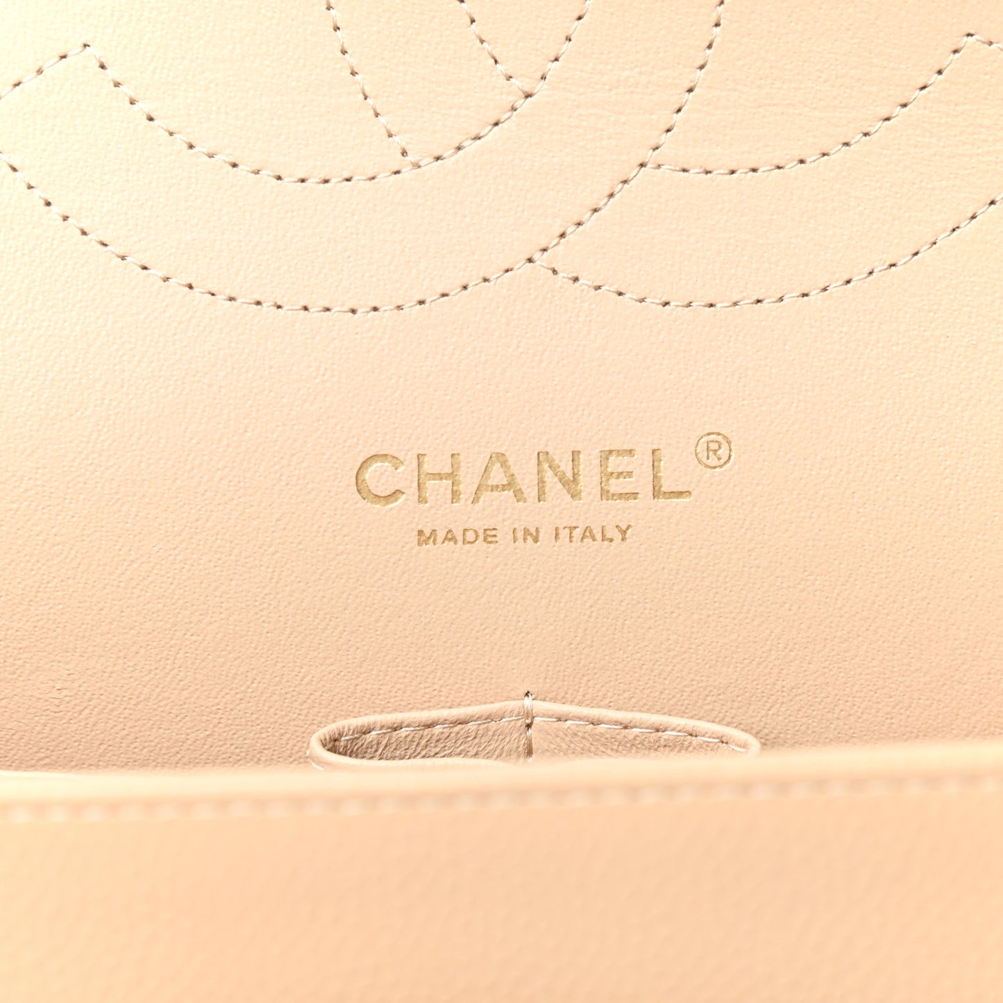 Caviar Quilted Jumbo Double Flap Beige Clair