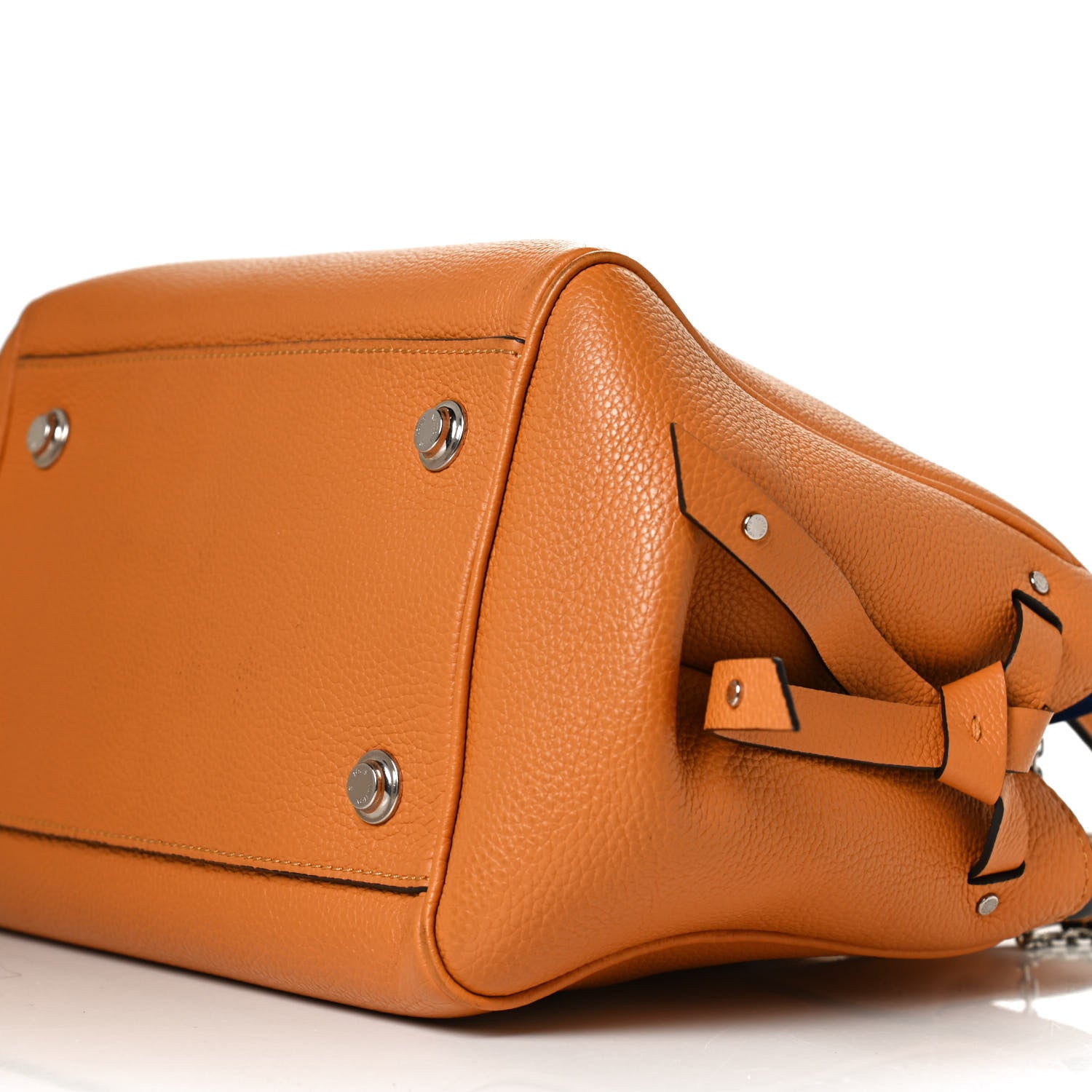 Louis Vuitton Veau Nuage Milla PM Safran 9 of 11