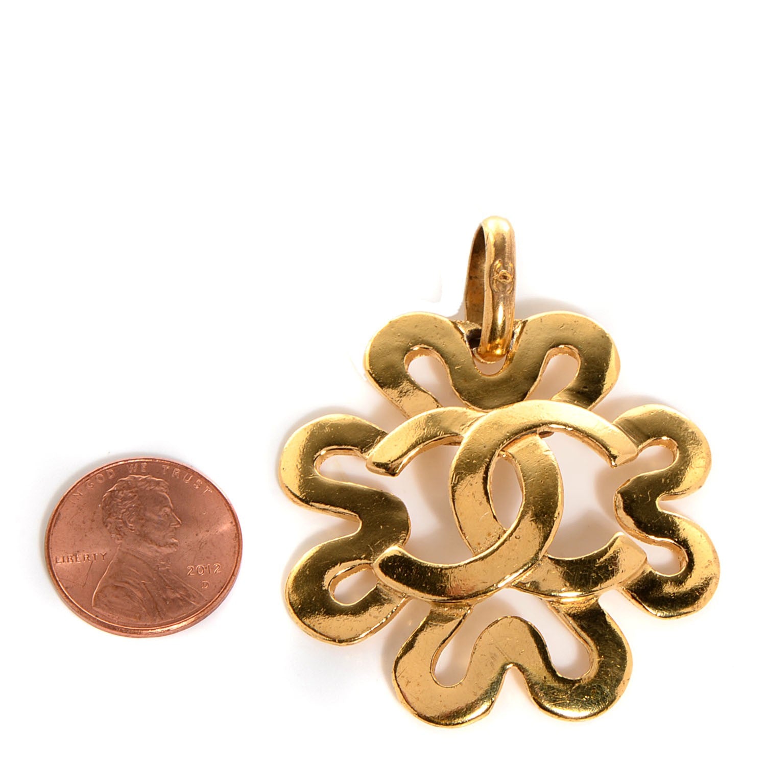 Chanel CC Pendant Gold 2 of 4