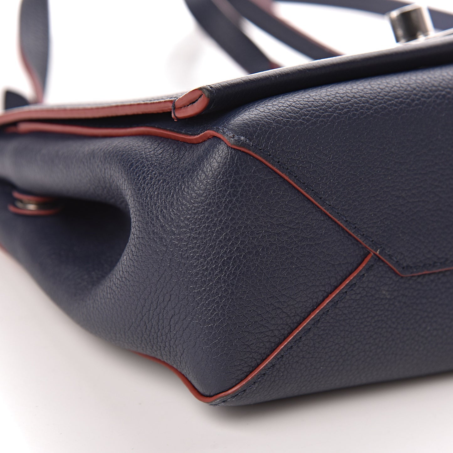 Calfskin Lockme II Chain Bag BB Marine Rouge
