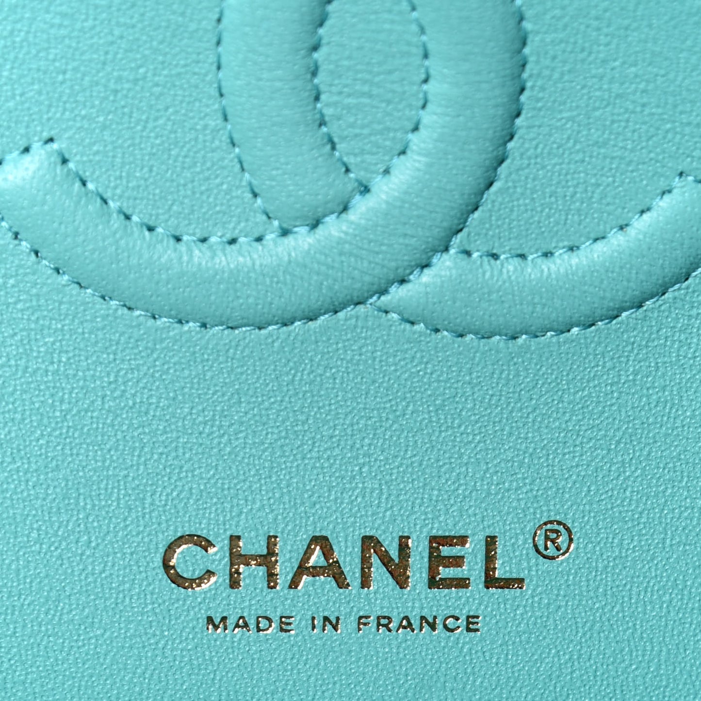 Caviar Flat Chevron Quilted Medium Double Flap Green