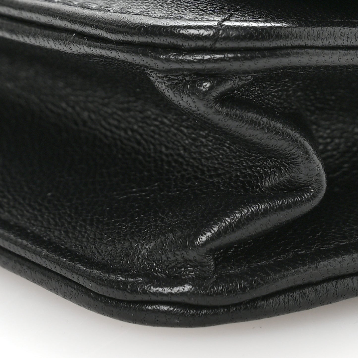 Lambskin Quilted Chanel 19 Wallet On Chain WOC Black