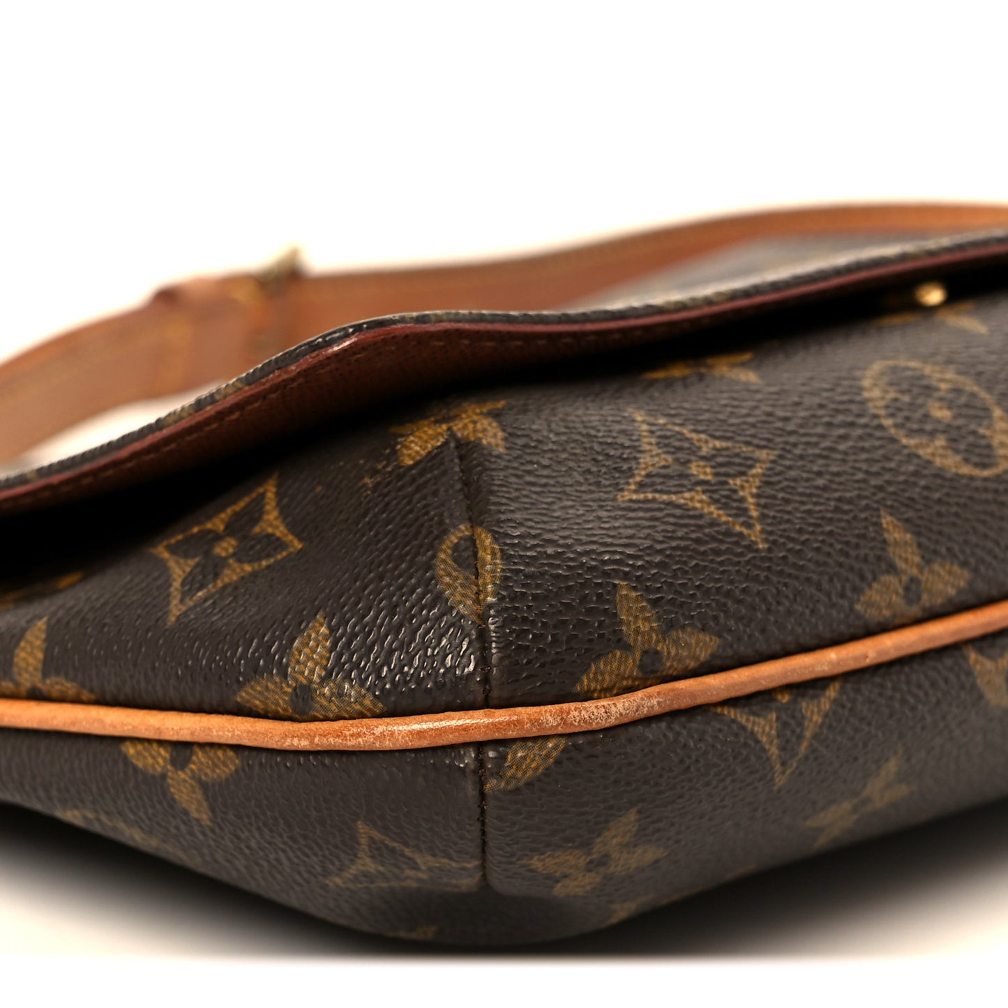 Monogram Musette Tango