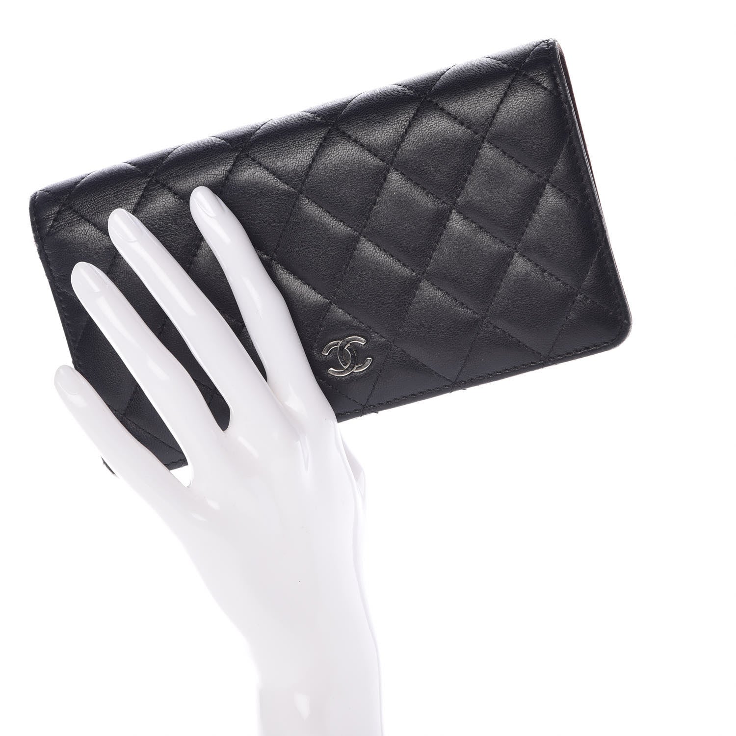 Chanel Lambskin Quilted Yen Wallet Black 2 of 19