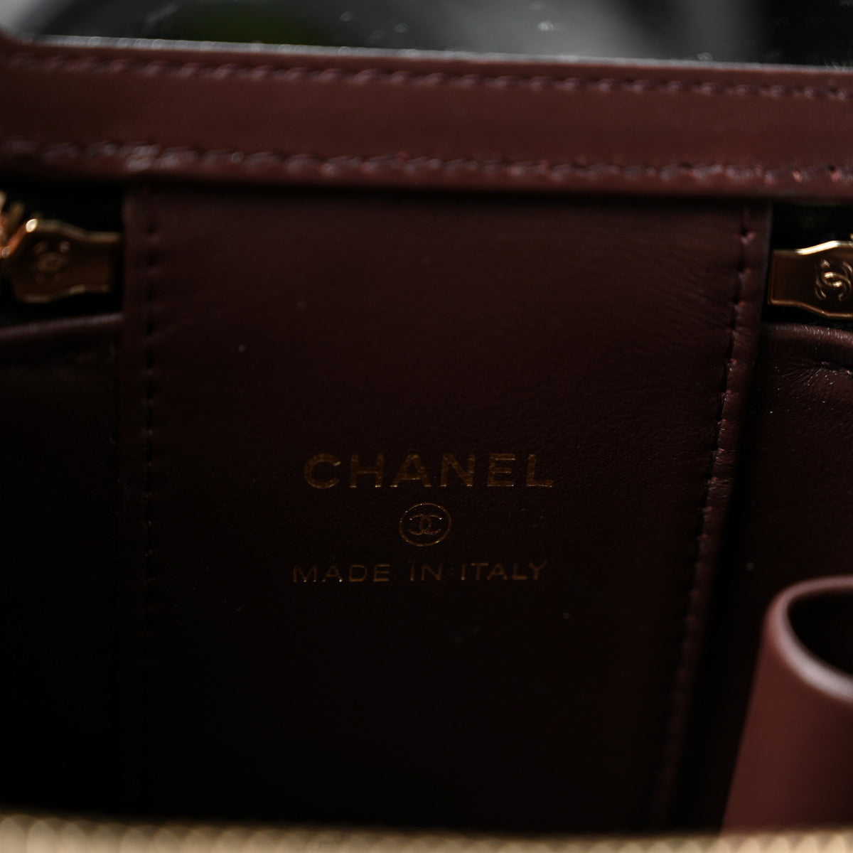 Caviar Quilted Mini Vanity Case With Chain Black