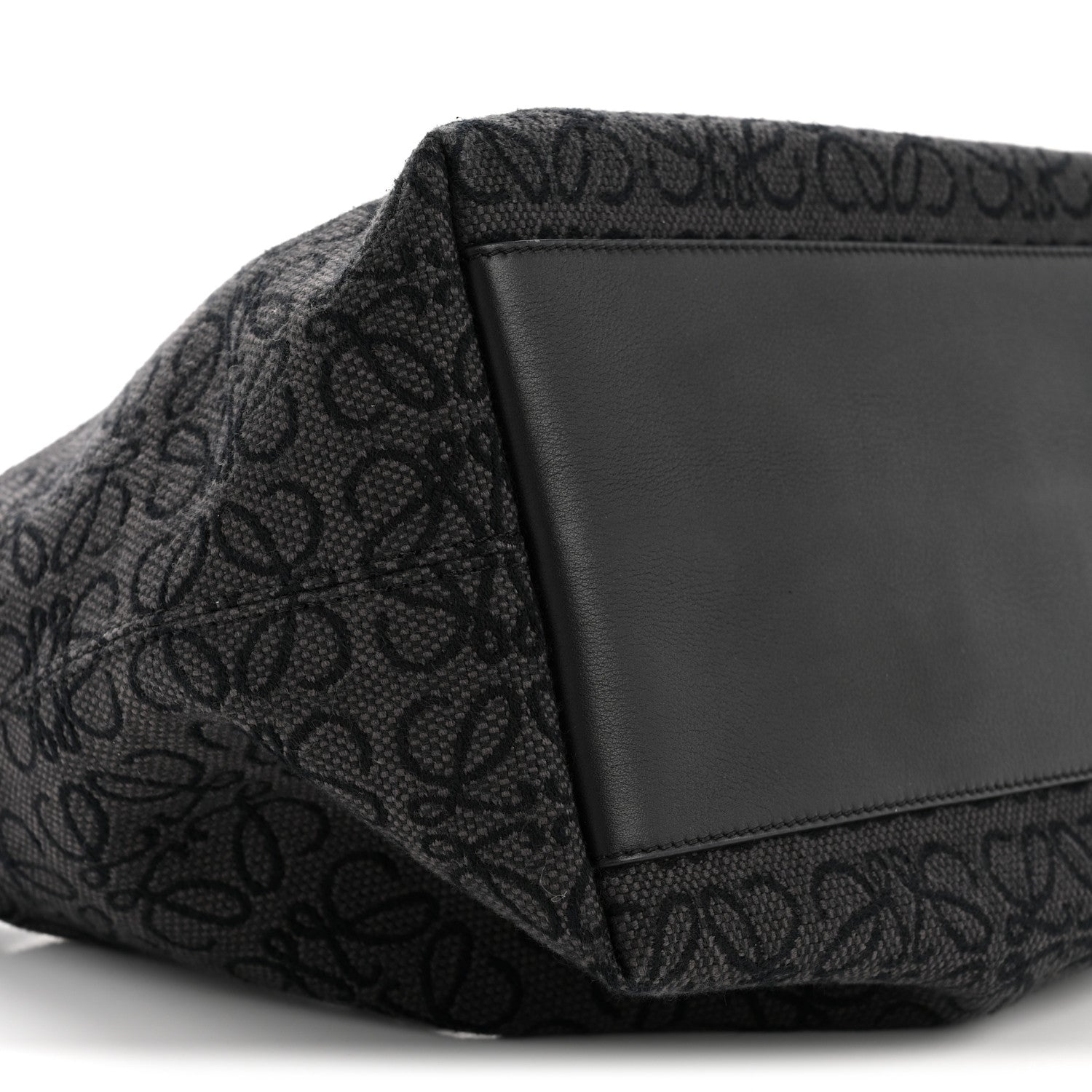 Loewe Jacquard Anagram Calfskin Medium Cubi Bag Anthracite Black 9 of 12