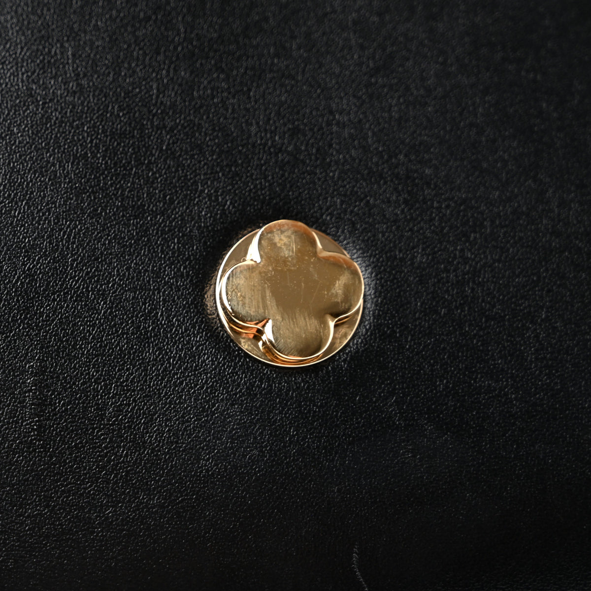 Calfskin LV Wallet On Chain Capucines Black