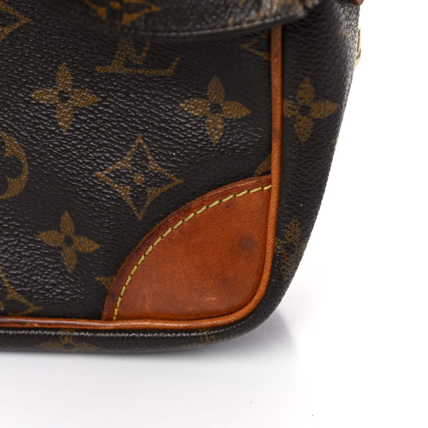 Louis Vuitton Monogram Amazone 26 of 37