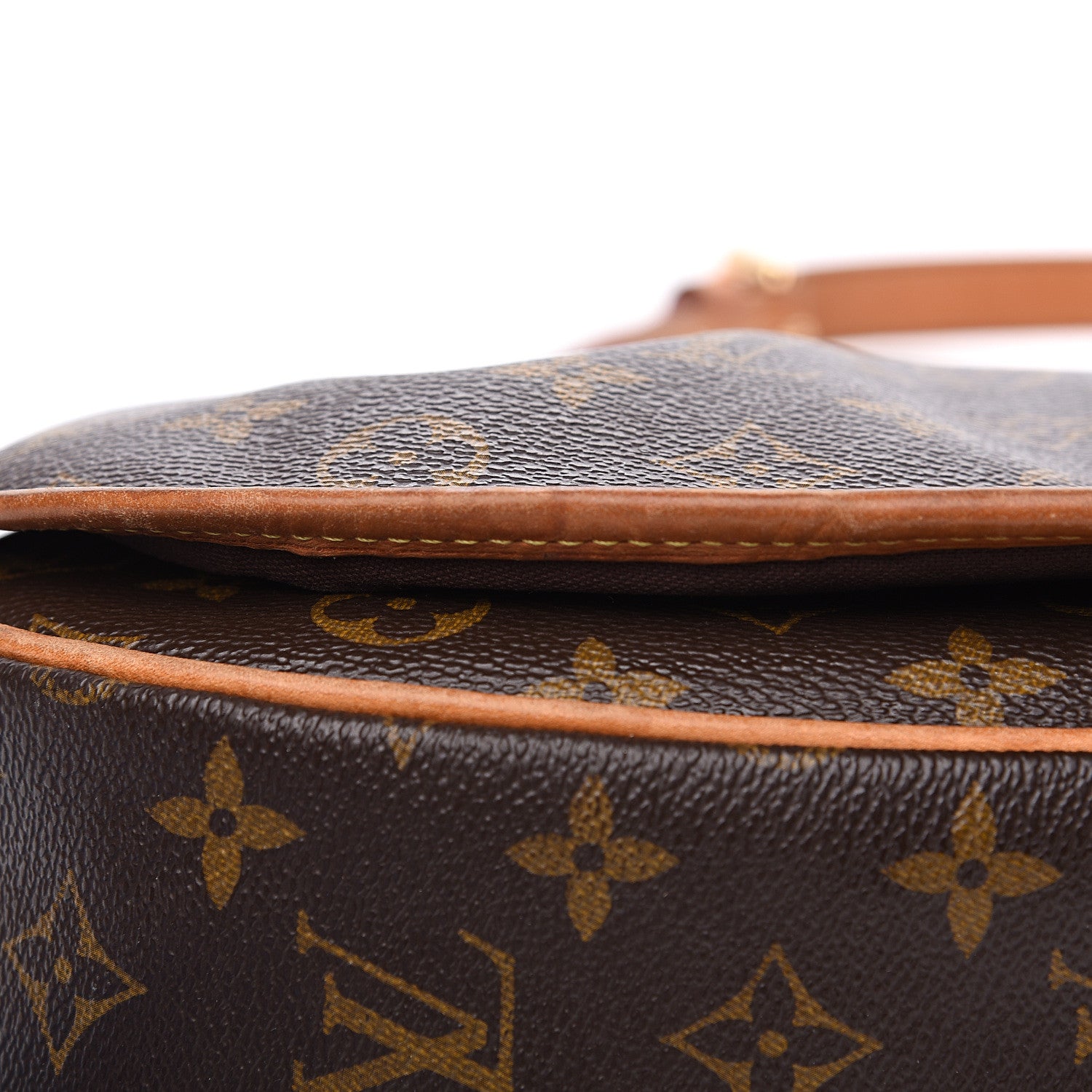 Louis Vuitton Monogram Menilmontant PM 9 of 17