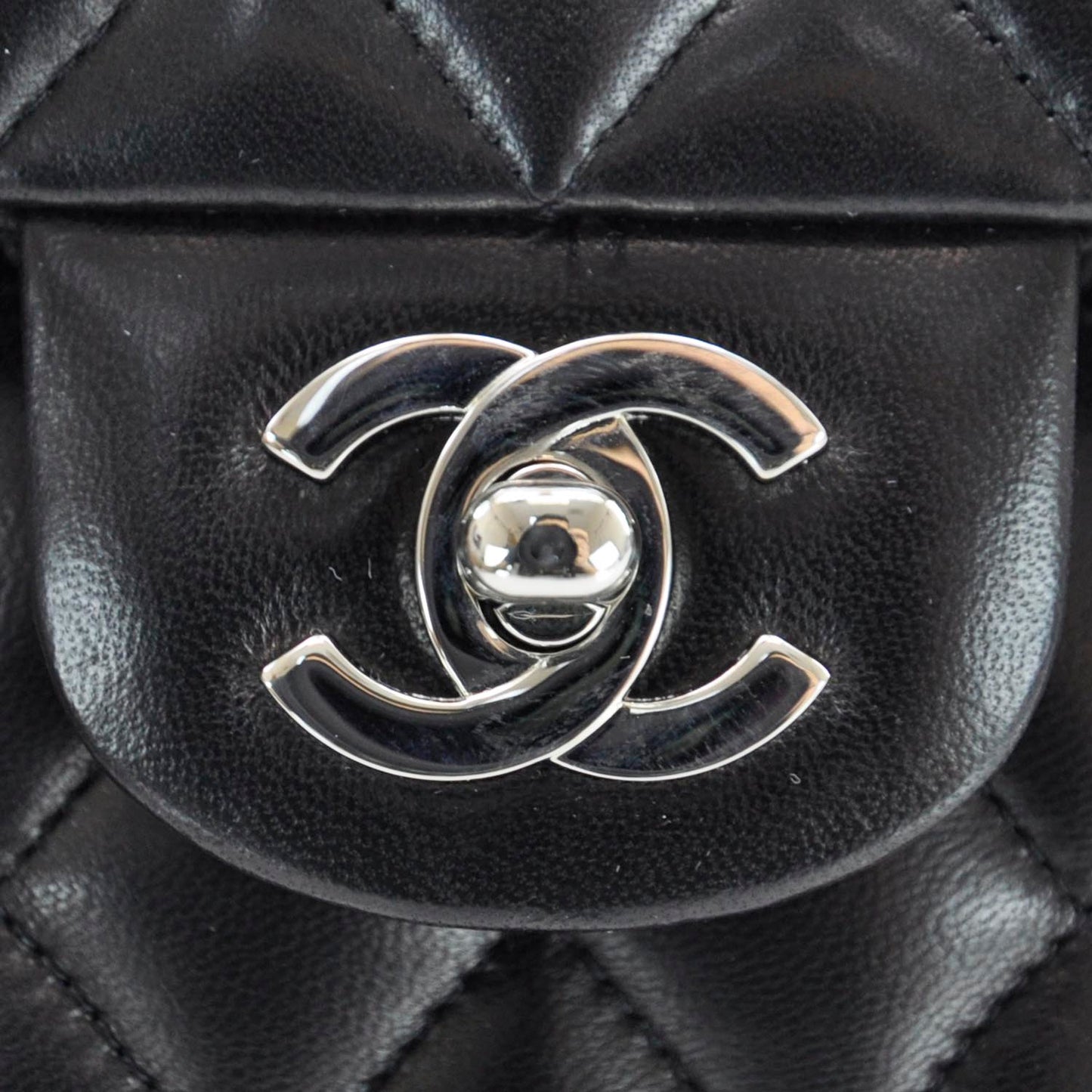 Lambskin Medium Double Flap Black
