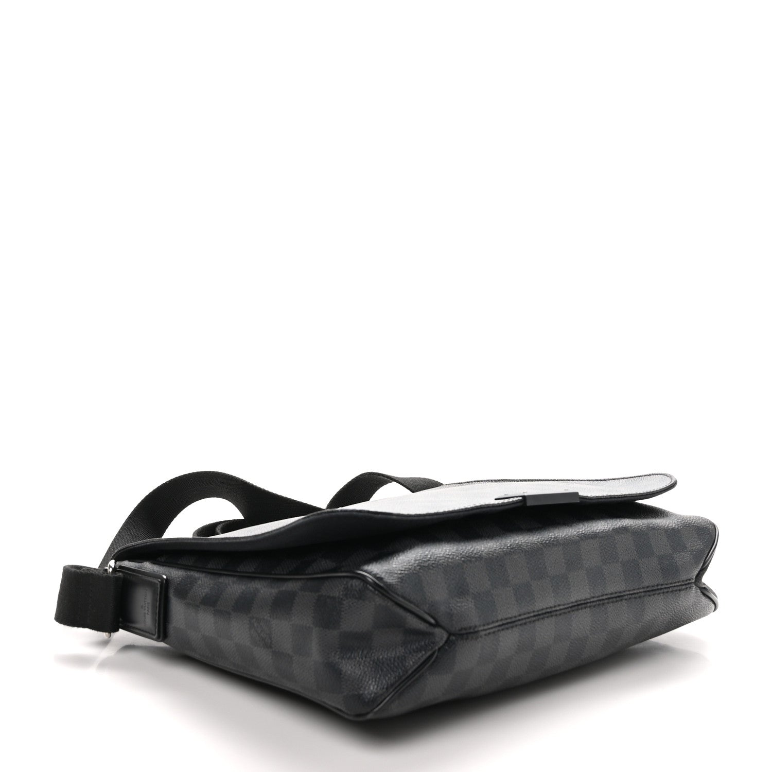 Louis Vuitton Damier Graphite District MM 4 of 9