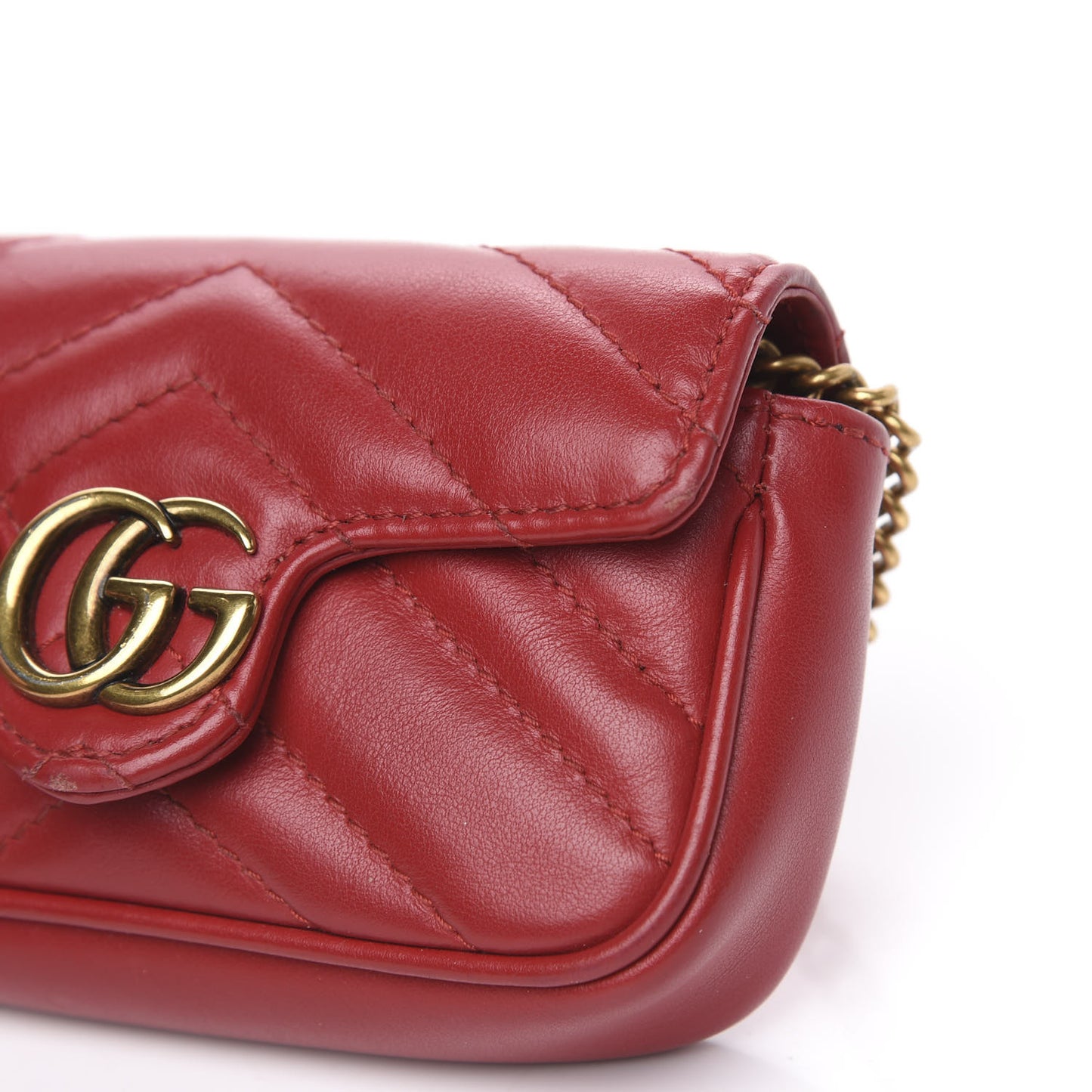 Calfskin Matelasse GG Marmont 2.0 Coin Purse On A Chain Hibiscus Red