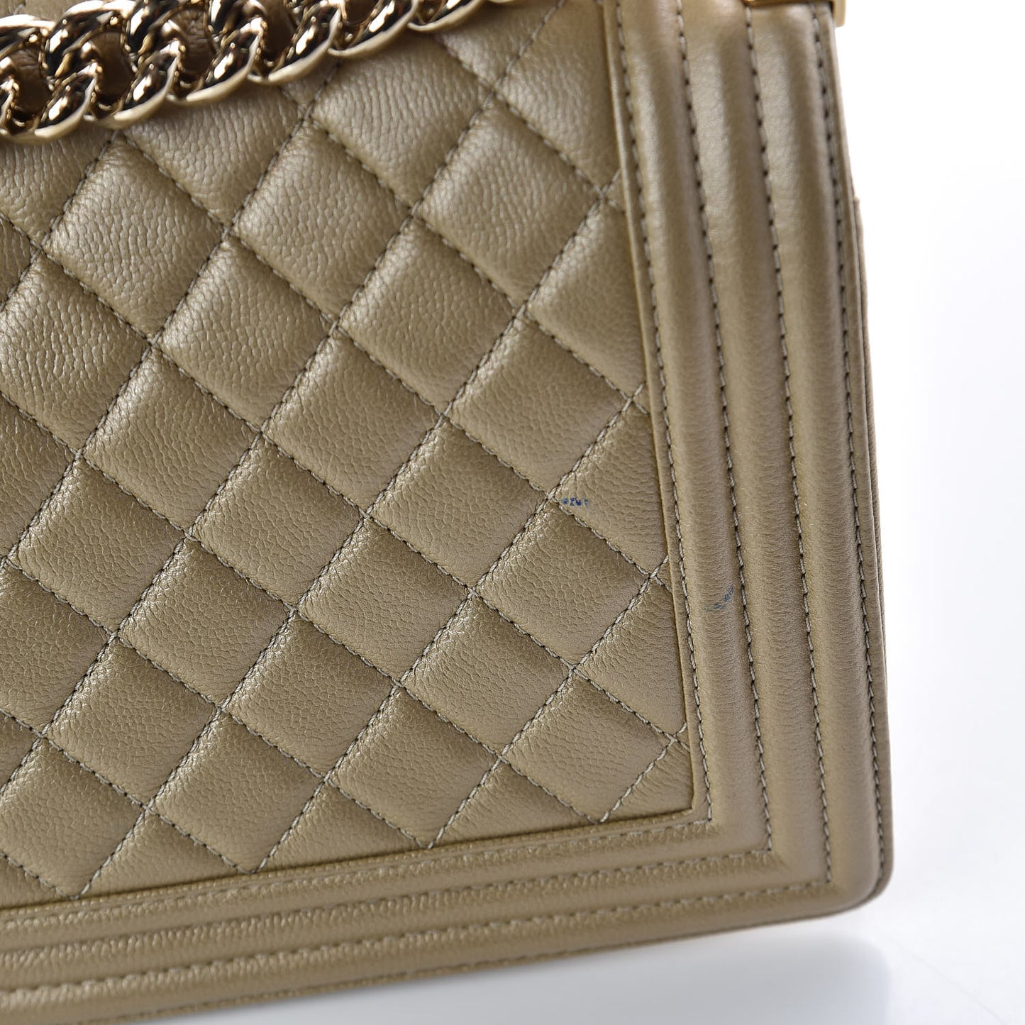 Pearly Caviar Quilted Medium Boy Flap Light Gold
