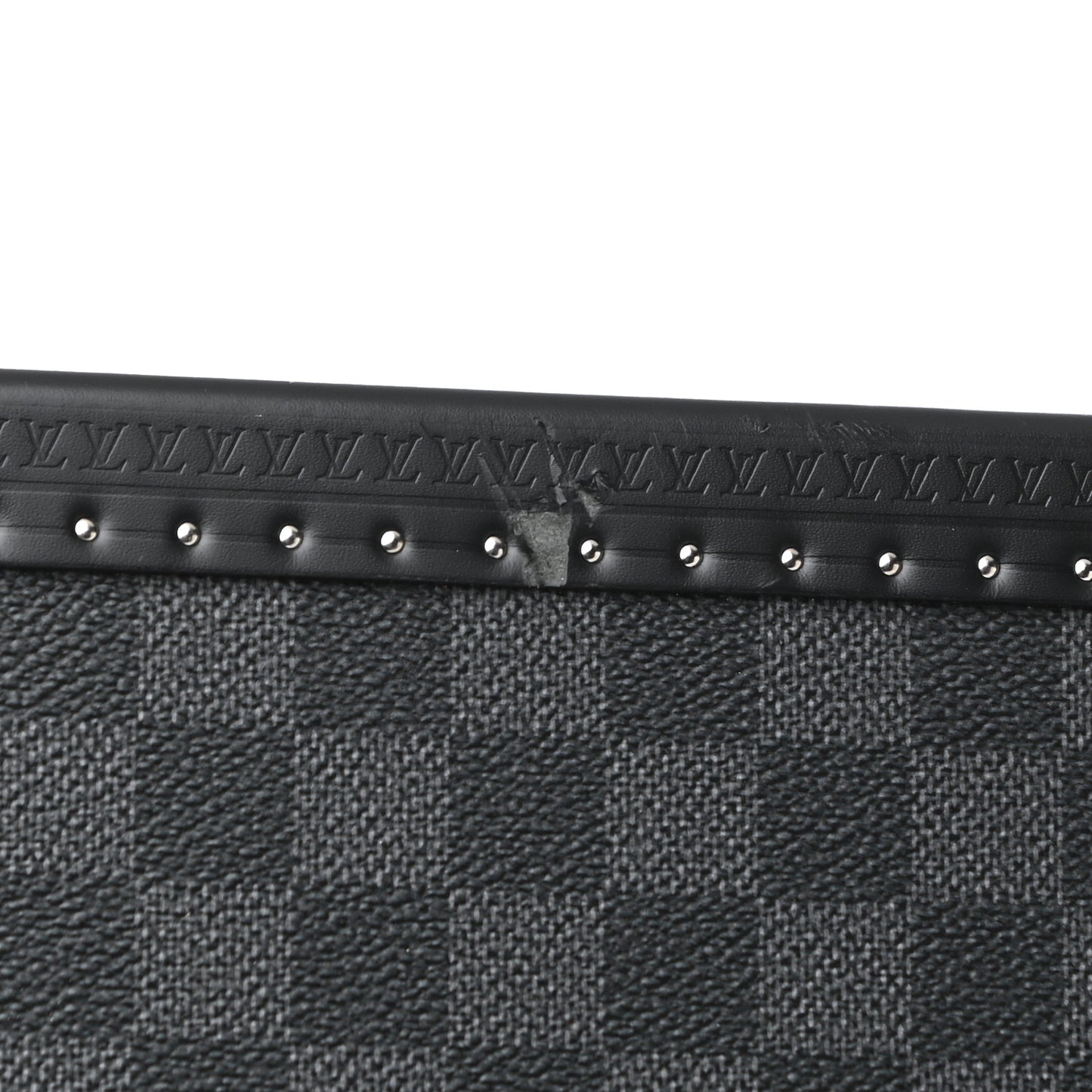 Damier Graphite Bisten 80 Suitcase Hard Case Trunk