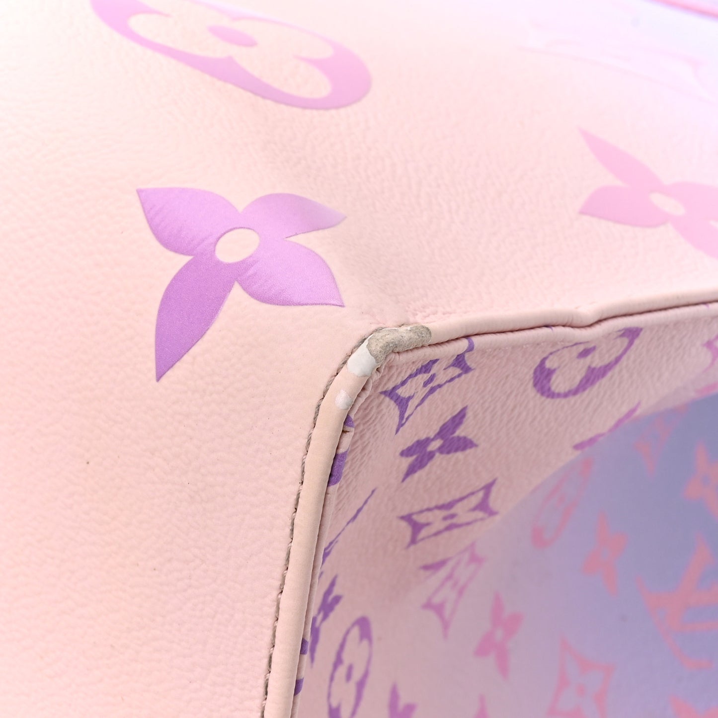 Monogram Giant Spring In The City Onthego GM Sunrise Pastel