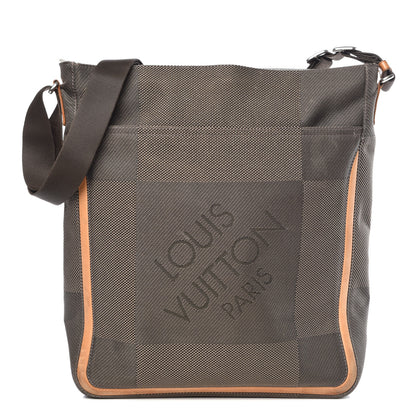 Louis Vuitton Damier Geant Compagnon Messenger Terre 1 of 15