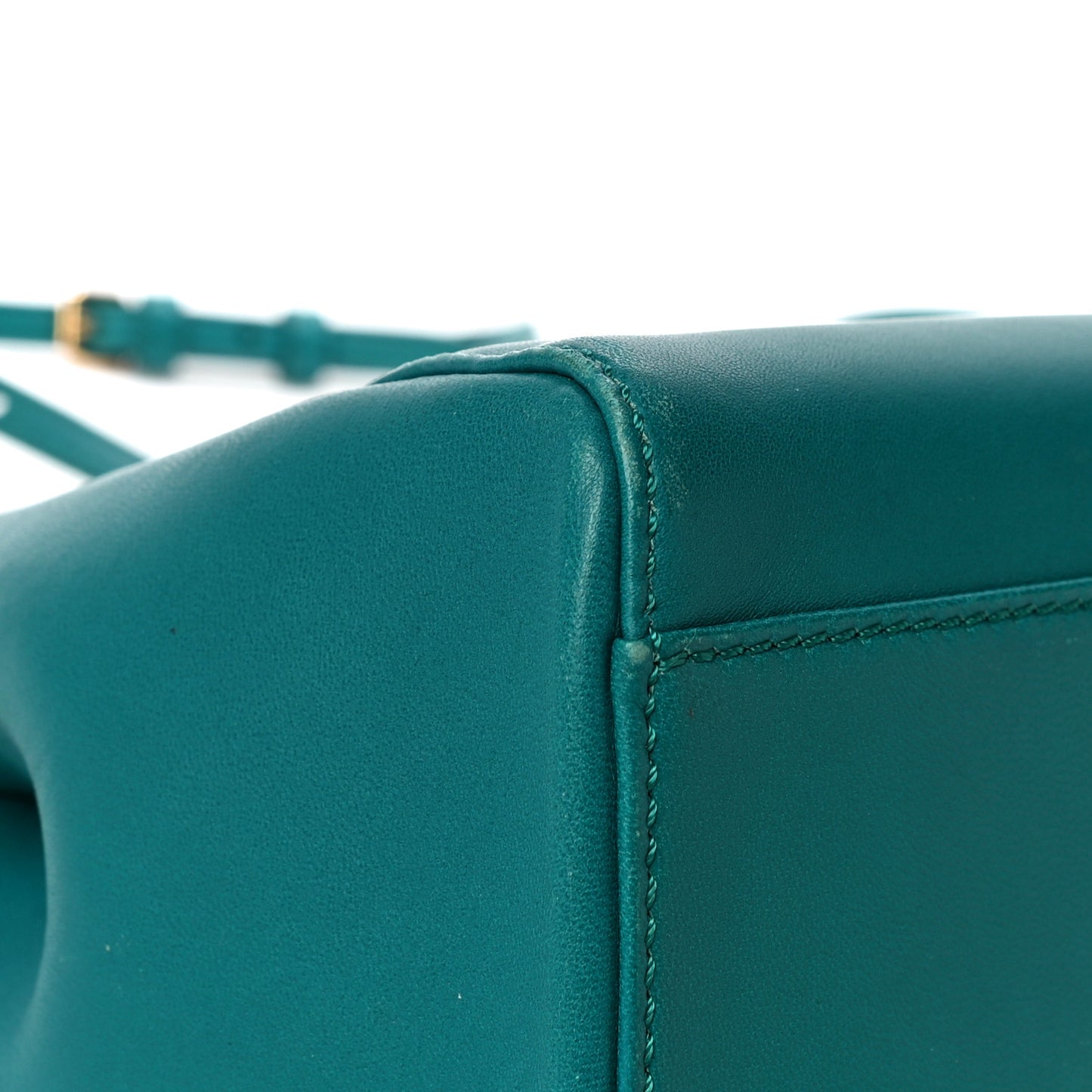 Nappa Mini Peekaboo Iconic Satchel Lago