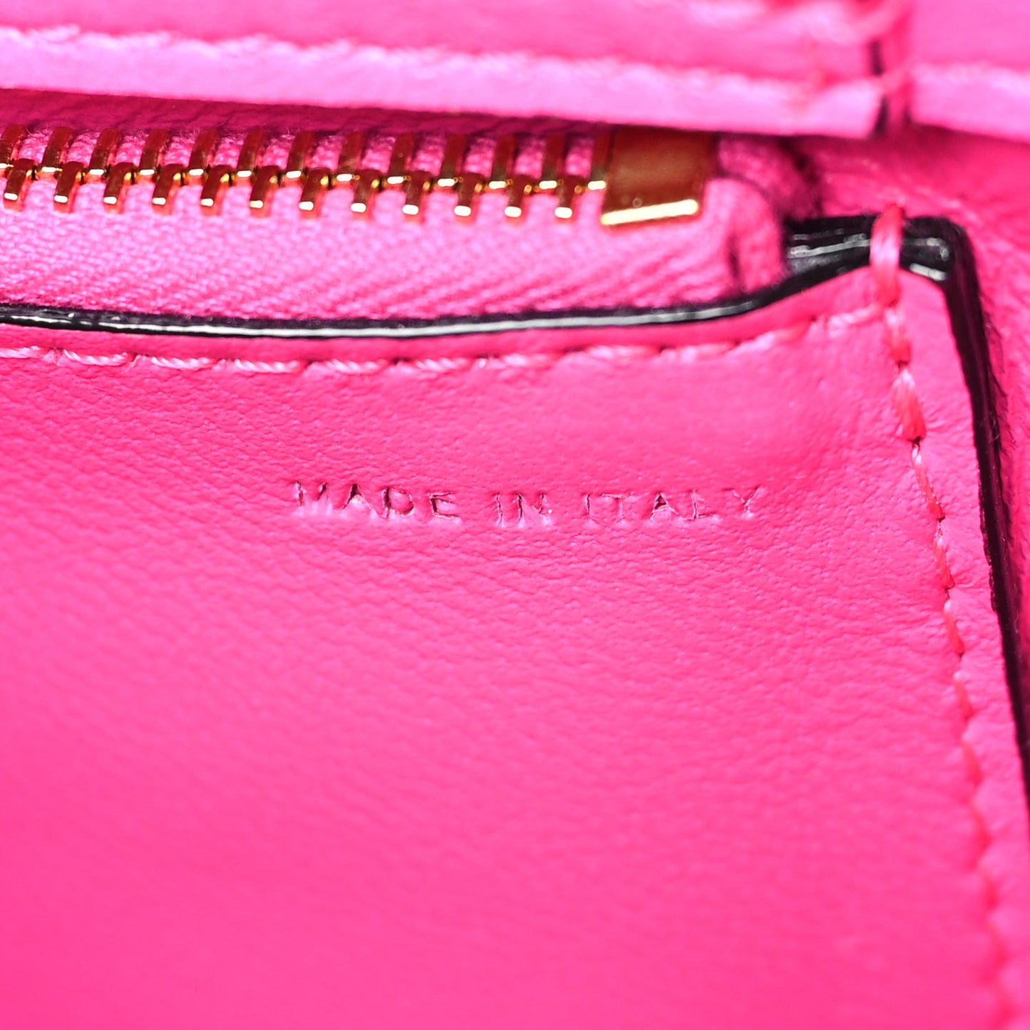 Nappa Tonal Monochrome Small One Stud Handbag Pink PP