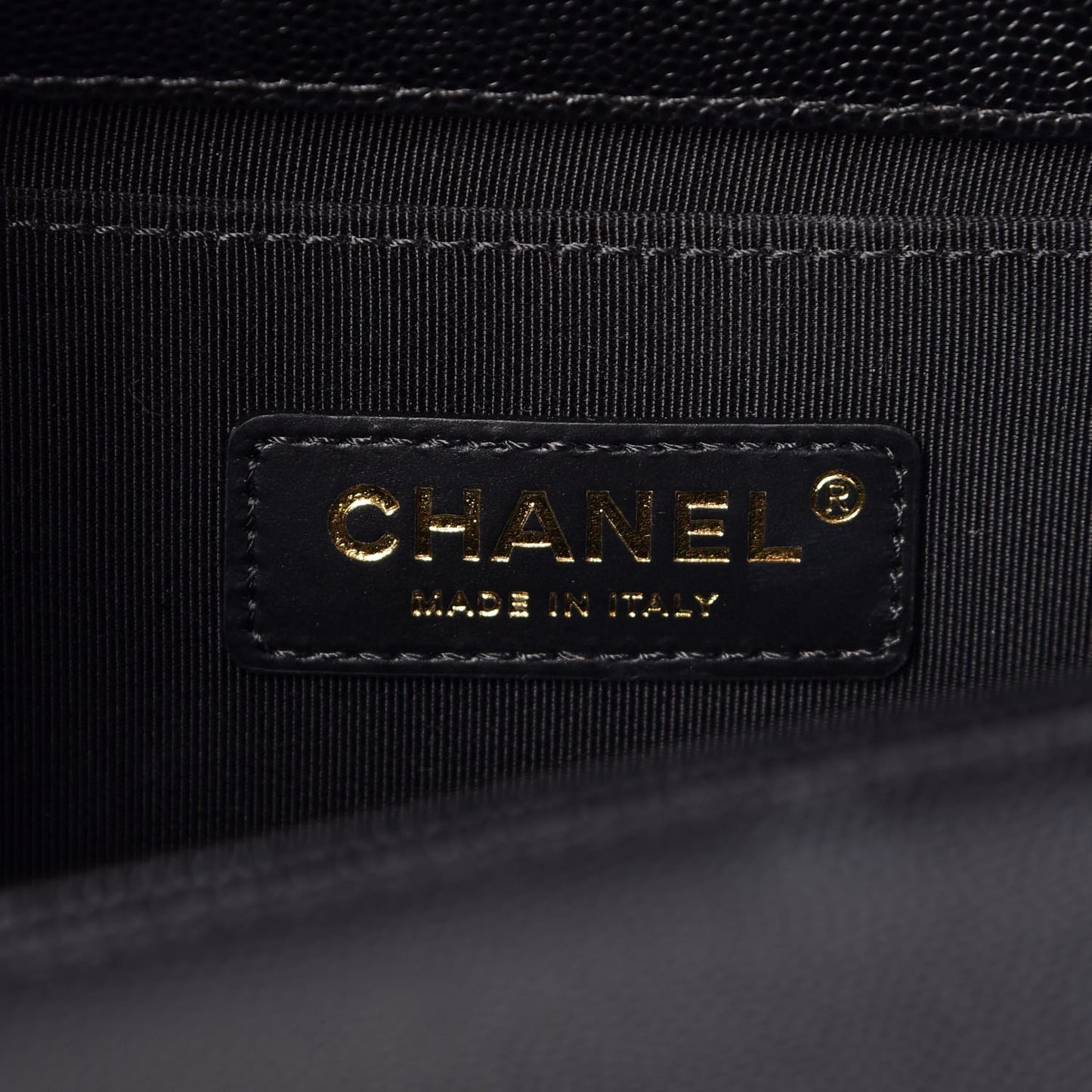 Caviar Chevron Quilted Medium Boy Flap Black