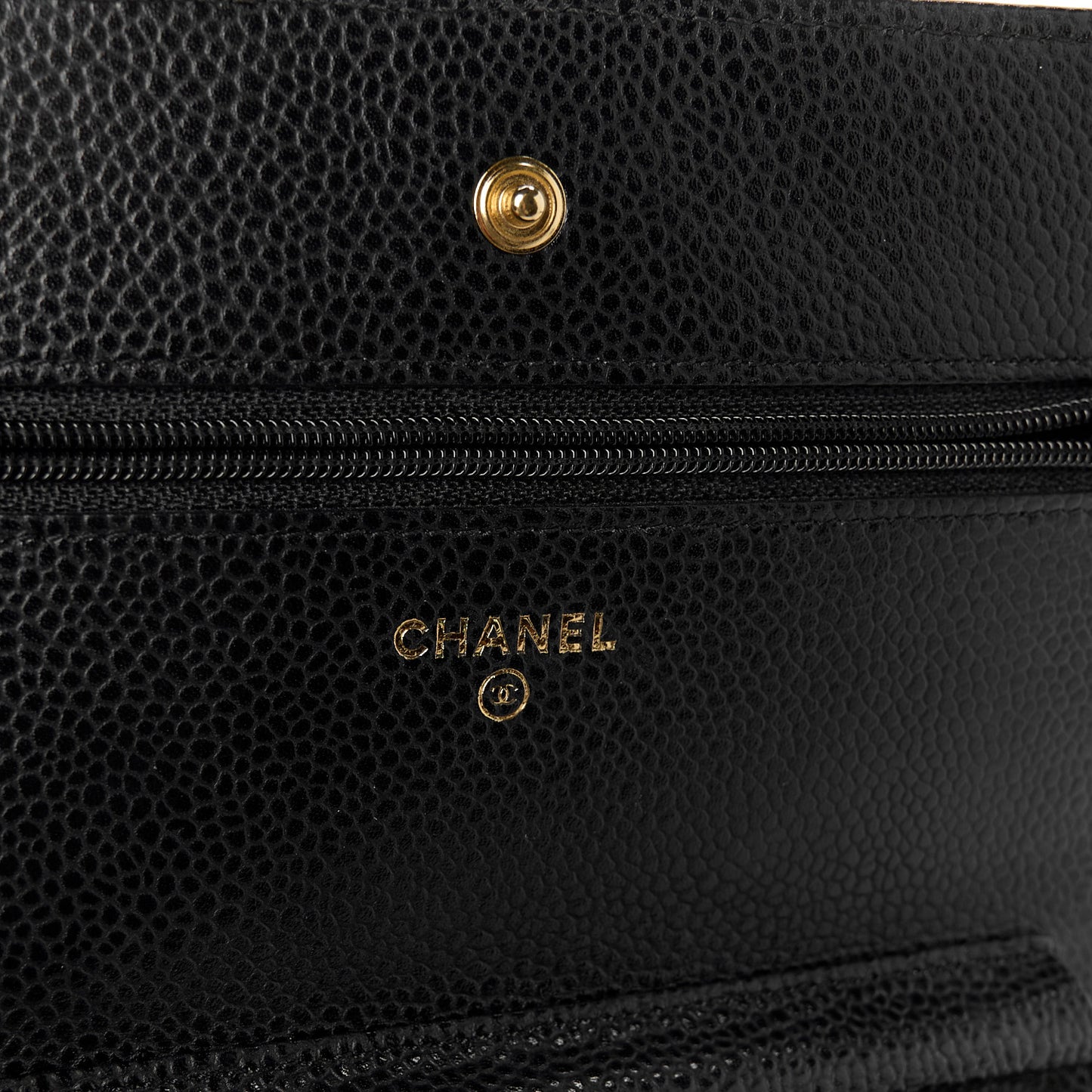 Caviar Quilted Wallet on Chain WOC Black