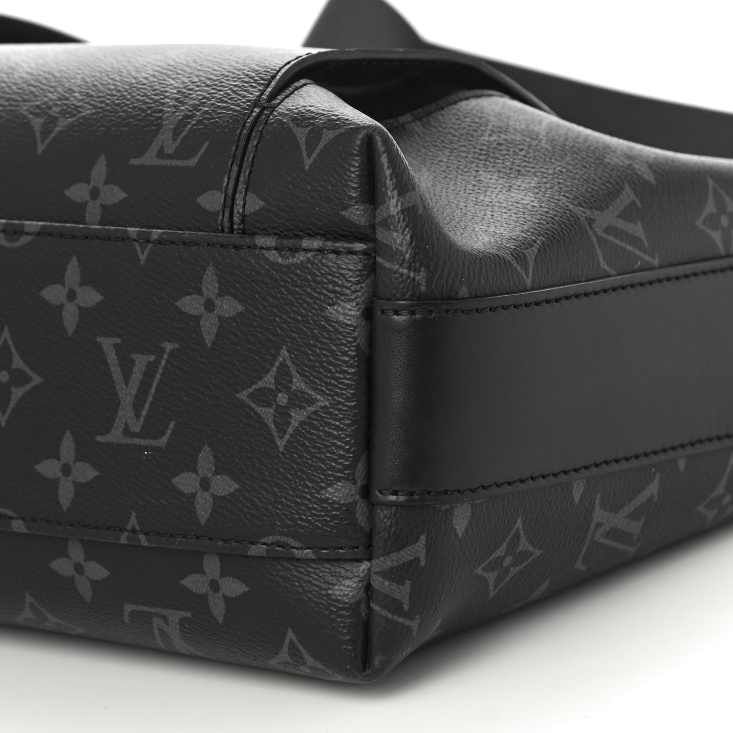 Monogram Eclipse Odyssey Messenger MM